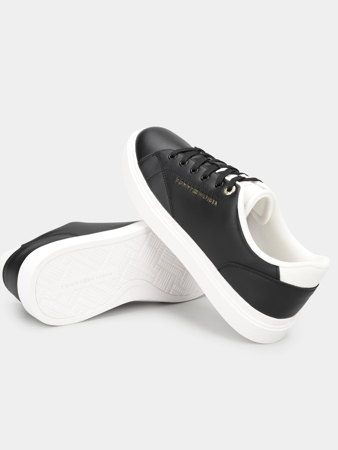 Кеды Tommy Hilfiger TH FEMININE CUPSOLE LEATHER модель FW0FW09105-0GJ Кеды Tommy Hilfiger TH FEMININE CUPSOLE LEATHER модель FW0FW09105-0GJ Фото