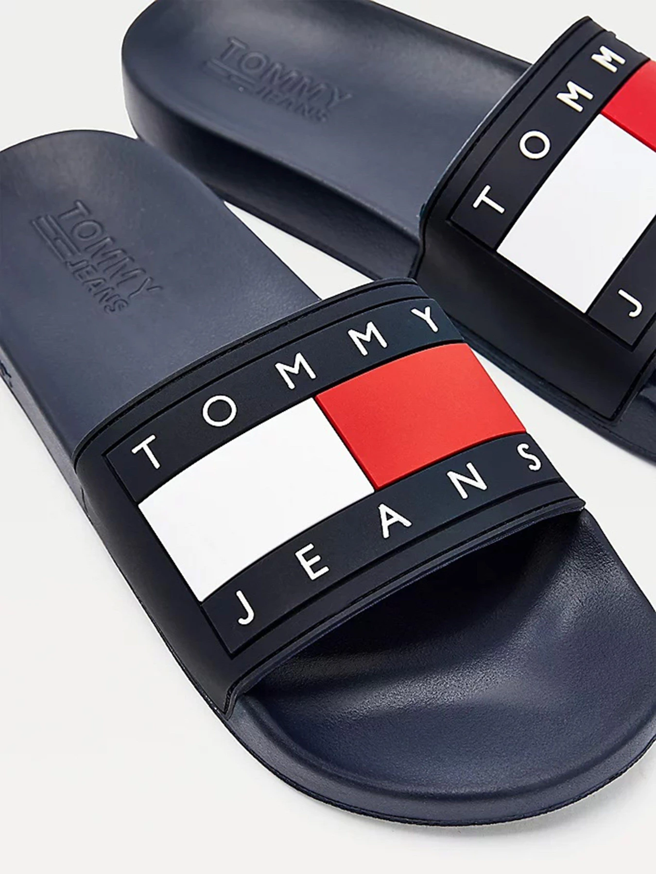 Шльопанці Tommy Hilfiger модель EM0EM00689-C87 Шльопанці Tommy Hilfiger модель EM0EM00689-C87 Фото