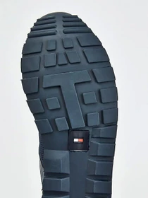 Кросівки Tommy Hilfiger Retro Runner Seasonal Mix модель FM0FM03629-DW5 Фото