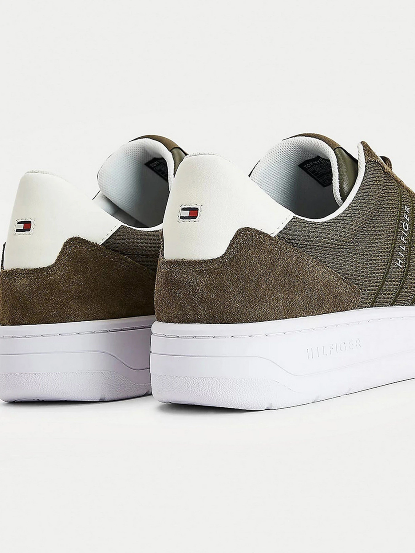 Кросівки Tommy Hilfiger Mixed Texture Cupsole модель FM0FM03607-RBN Кросівки Tommy Hilfiger Mixed Texture Cupsole модель FM0FM03607-RBN Фото