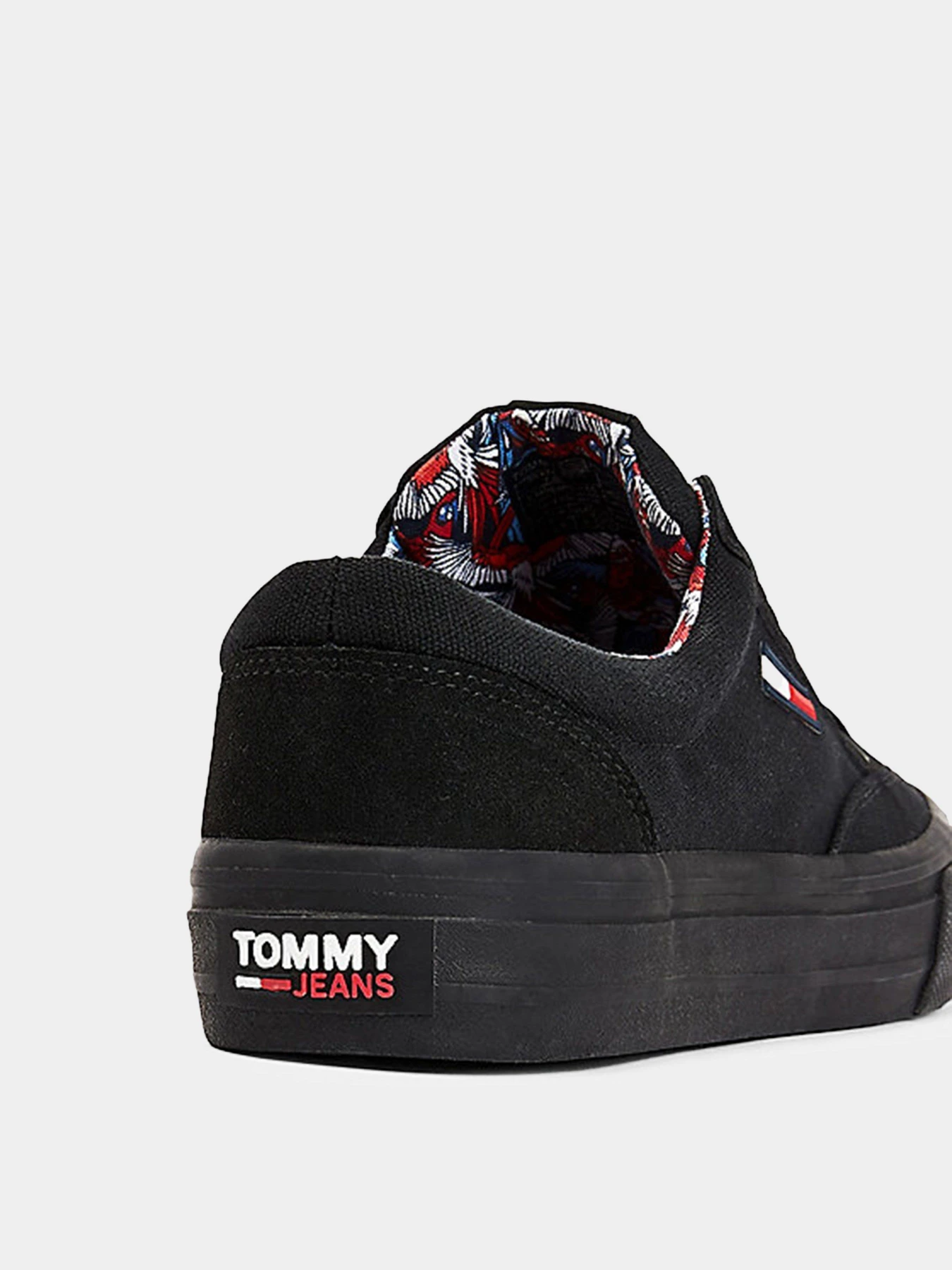 Кеды Tommy Hilfiger Contrast Trim Lace-Up Trainers модель EM0EM00735-BDS Кеды Tommy Hilfiger Contrast Trim Lace-Up Trainers модель EM0EM00735-BDS Фото
