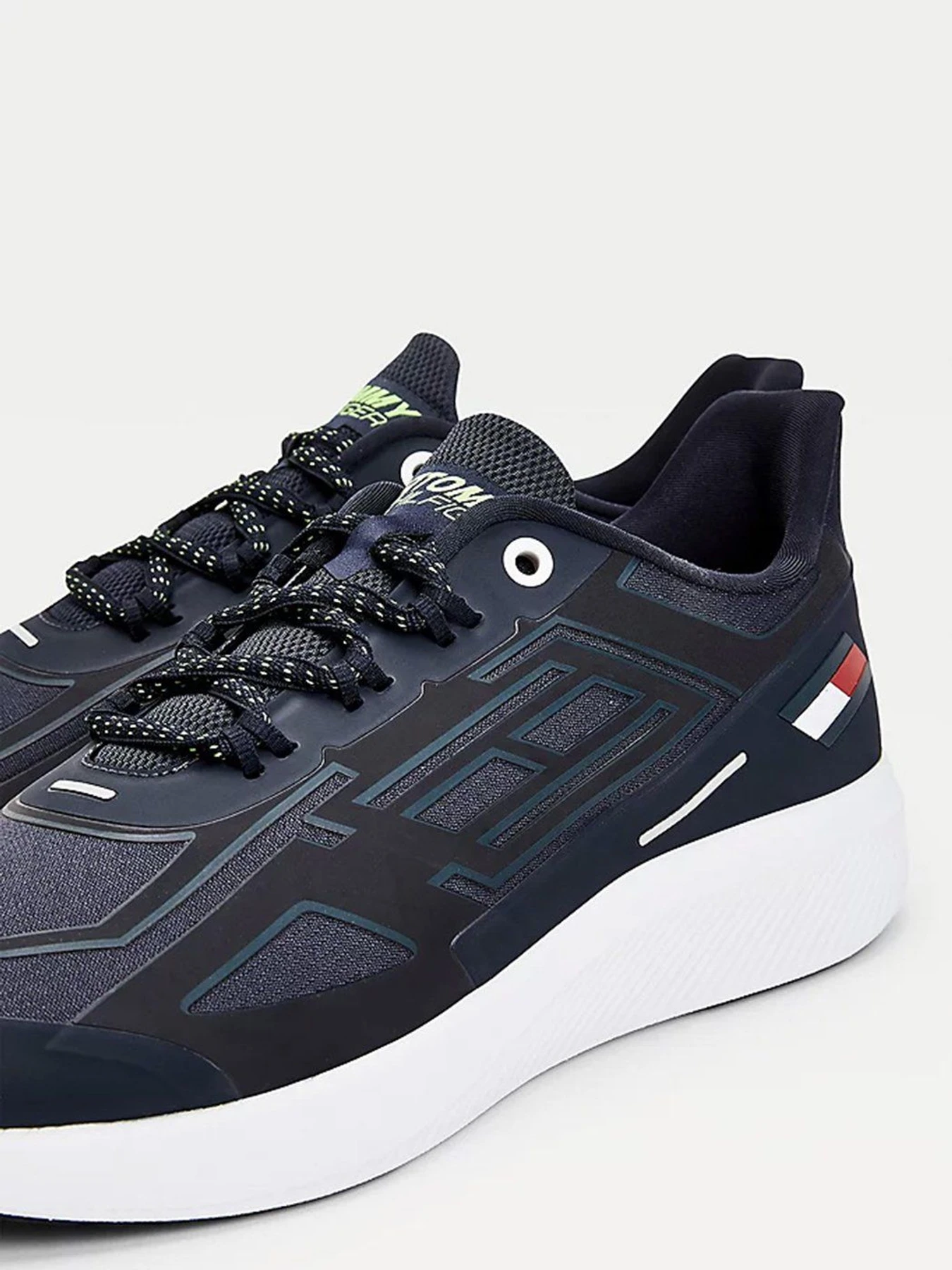 Кросівки Tommy Hilfiger Pro 2 модель FD0FD00030-DW5 Кросівки Tommy Hilfiger Pro 2 модель FD0FD00030-DW5 Фото
