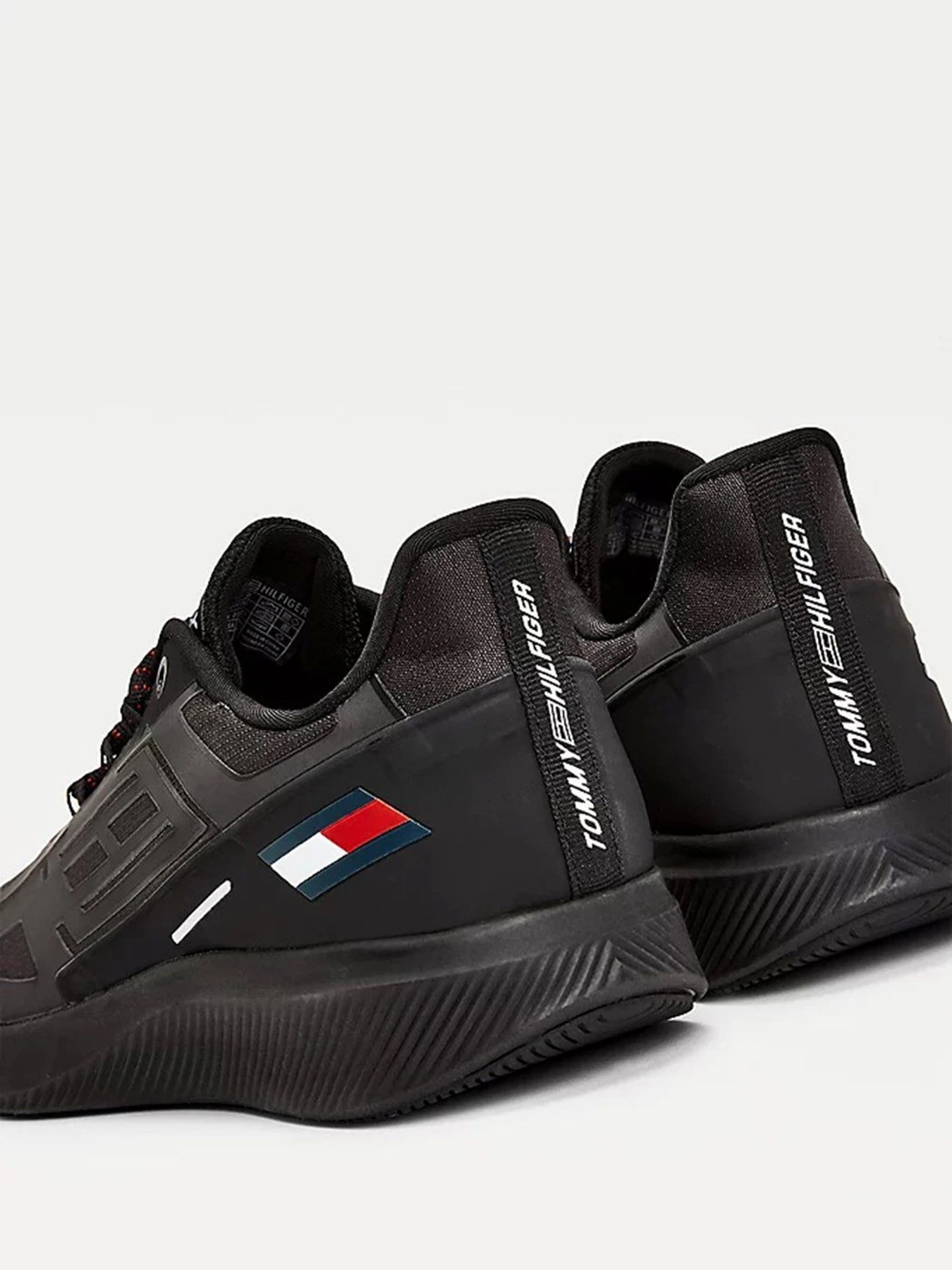 Кросівки Tommy Hilfiger Pro 2 модель FD0FD00030-BDS Кросівки Tommy Hilfiger Pro 2 модель FD0FD00030-BDS Фото