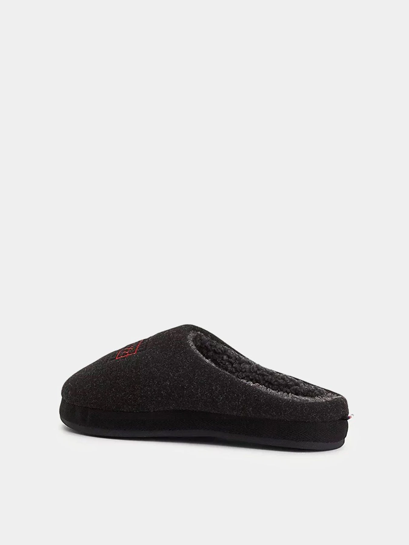Тапки Tommy Hilfiger Established Home Slippers модель FM0FM03802-PTY Тапки Tommy Hilfiger Established Home Slippers модель FM0FM03802-PTY Фото