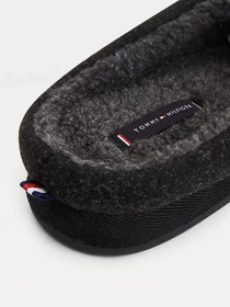 Тапки Tommy Hilfiger Established Home Slippers модель FM0FM03802-PTY Фото
