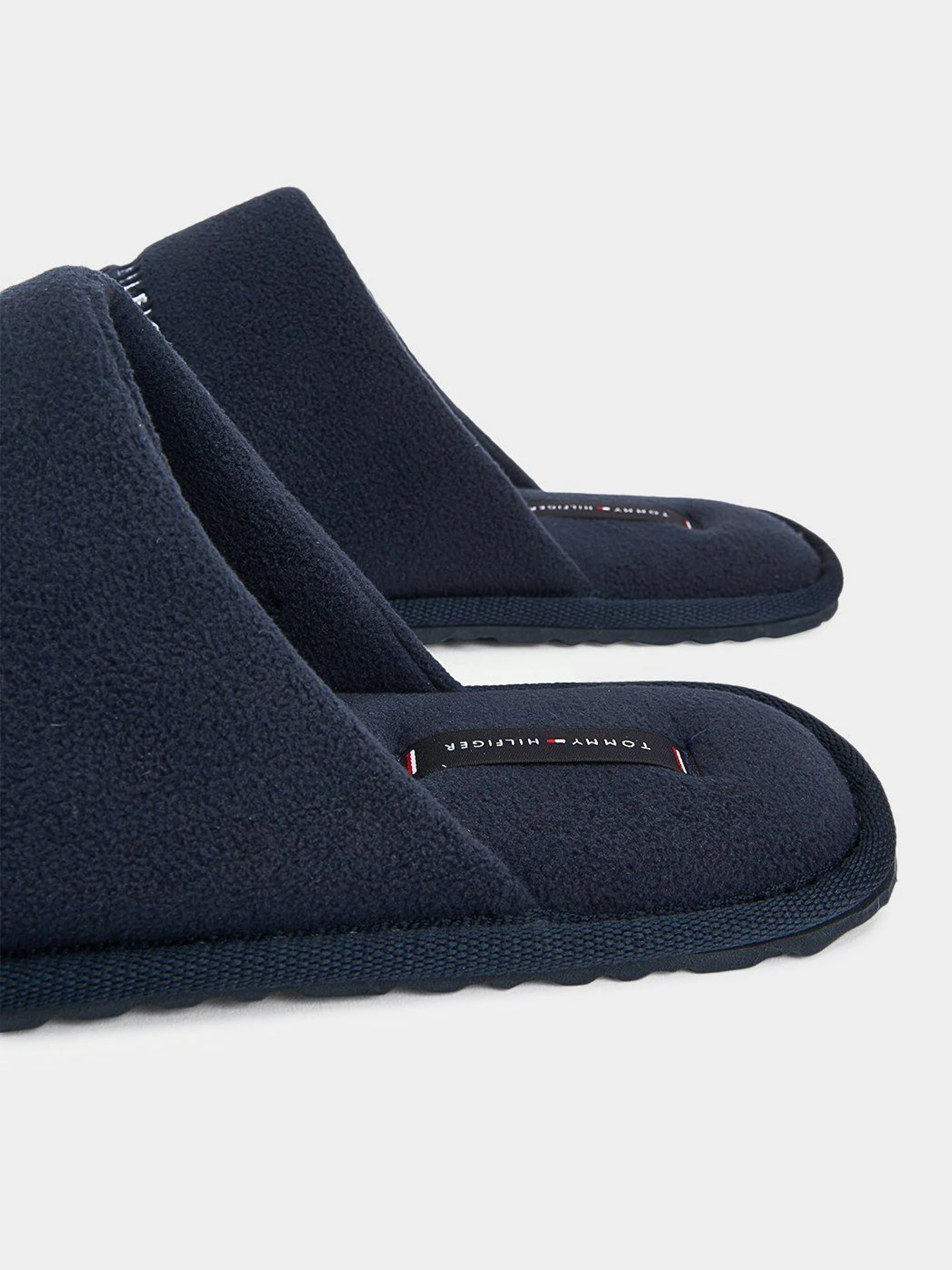 Тапки Tommy Hilfiger модель FM0FM03819-DW5 Тапки Tommy Hilfiger модель FM0FM03819-DW5 Фото