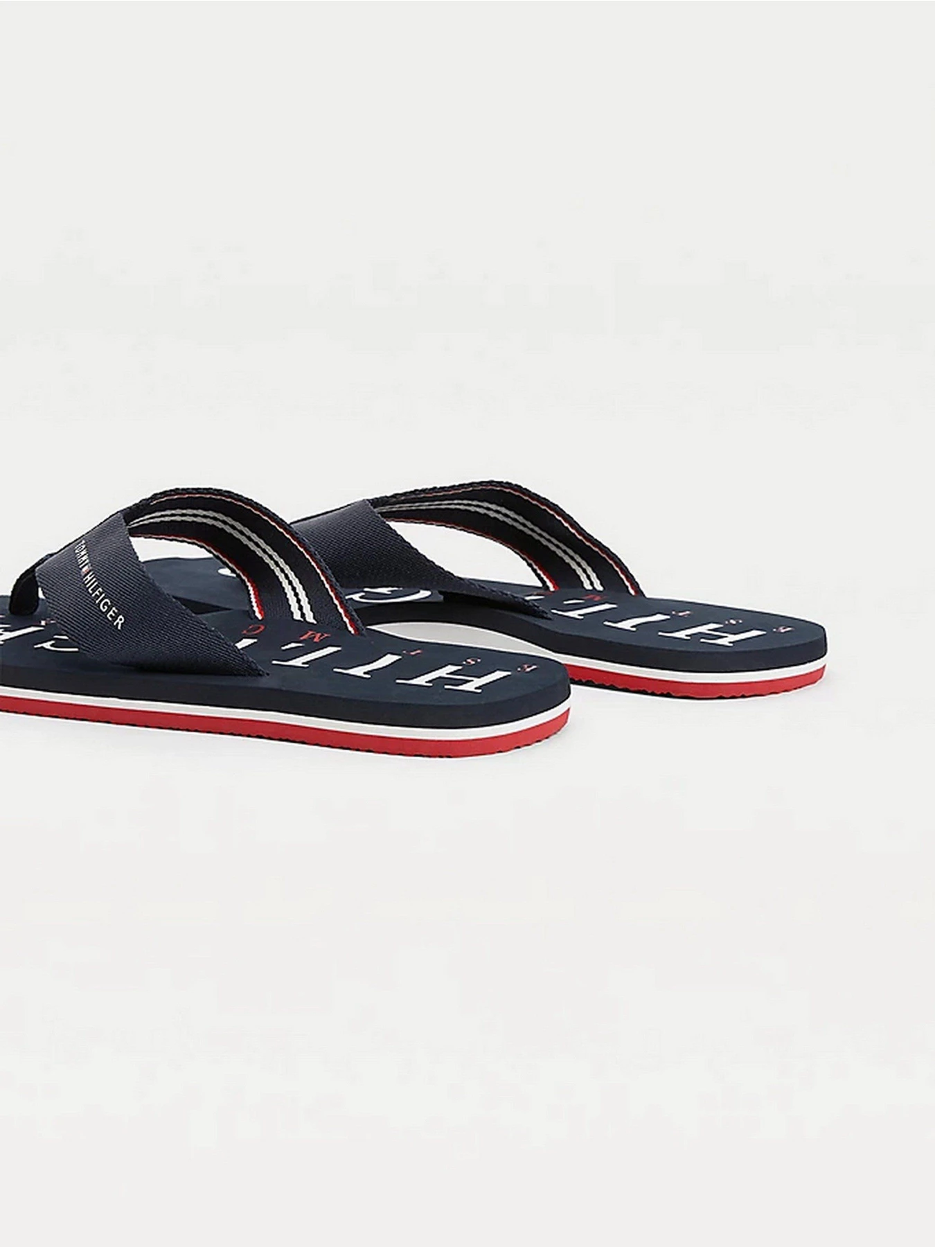 Шлёпанцы Tommy Hilfiger модель FM0FM03917-DW5 Шлёпанцы Tommy Hilfiger модель FM0FM03917-DW5 Фото