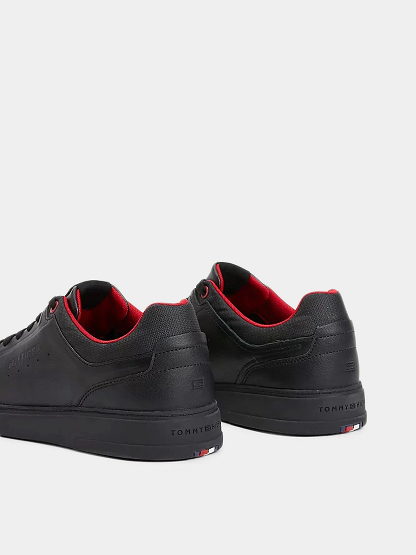 Кроссовки Tommy Hilfiger модель FM0FM03903-BDS Фото