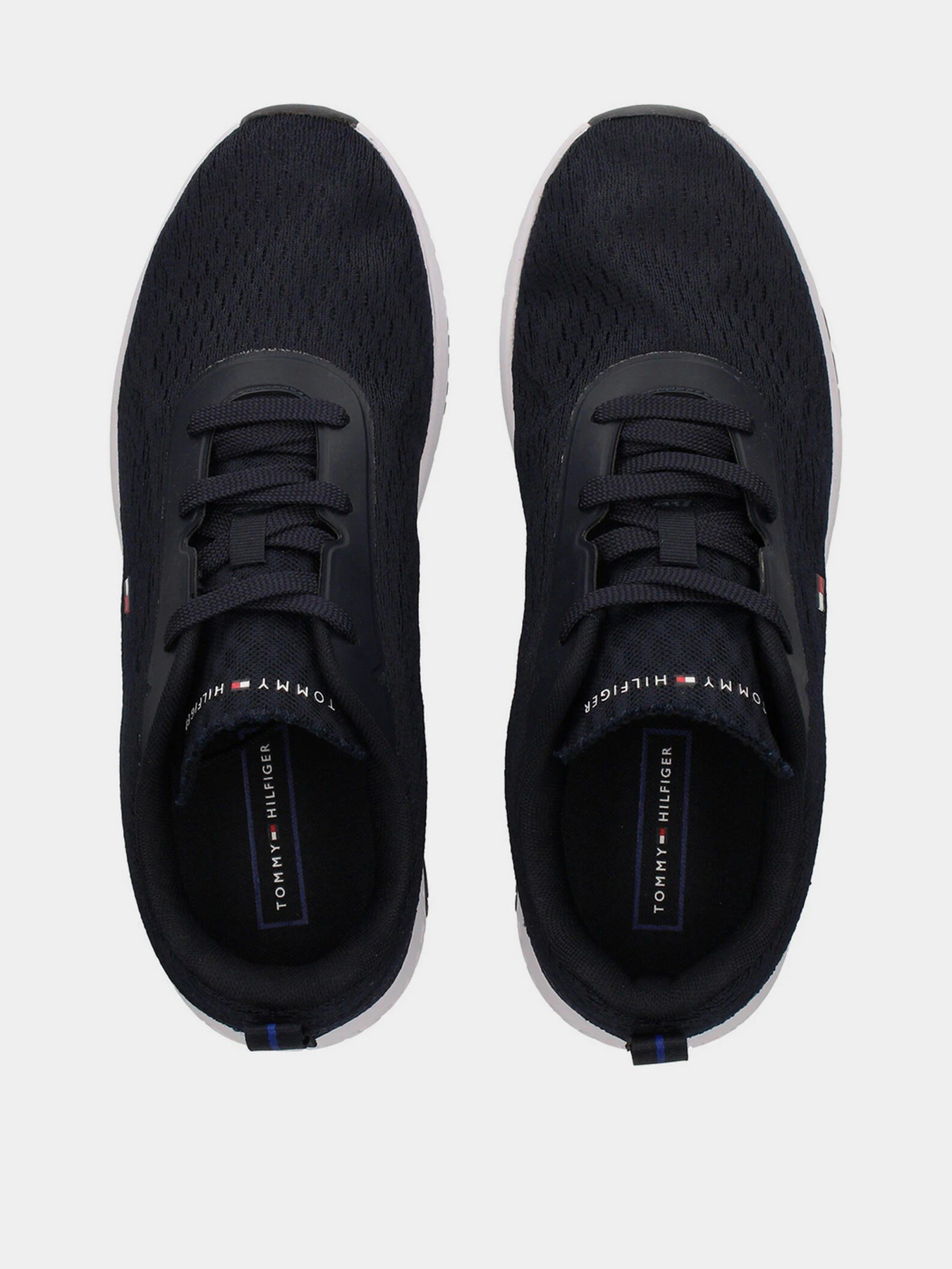 Кросівки Tommy Hilfiger MODERN модель FM0FM03900-DW5 Кросівки Tommy Hilfiger MODERN модель FM0FM03900-DW5 Фото