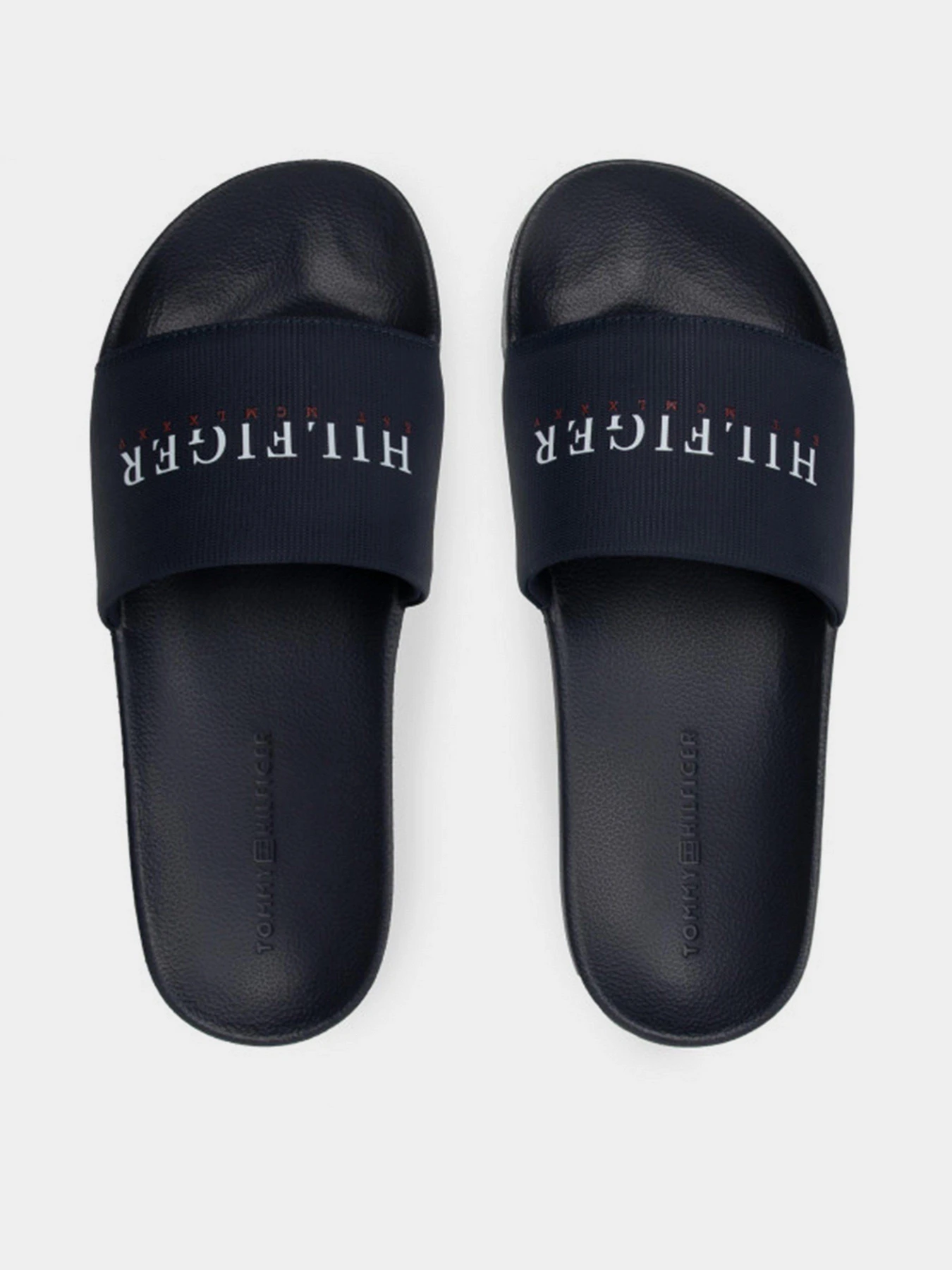 Шлёпанцы Tommy Hilfiger модель FM0FM03886-DW5 Шлёпанцы Tommy Hilfiger модель FM0FM03886-DW5 Фото