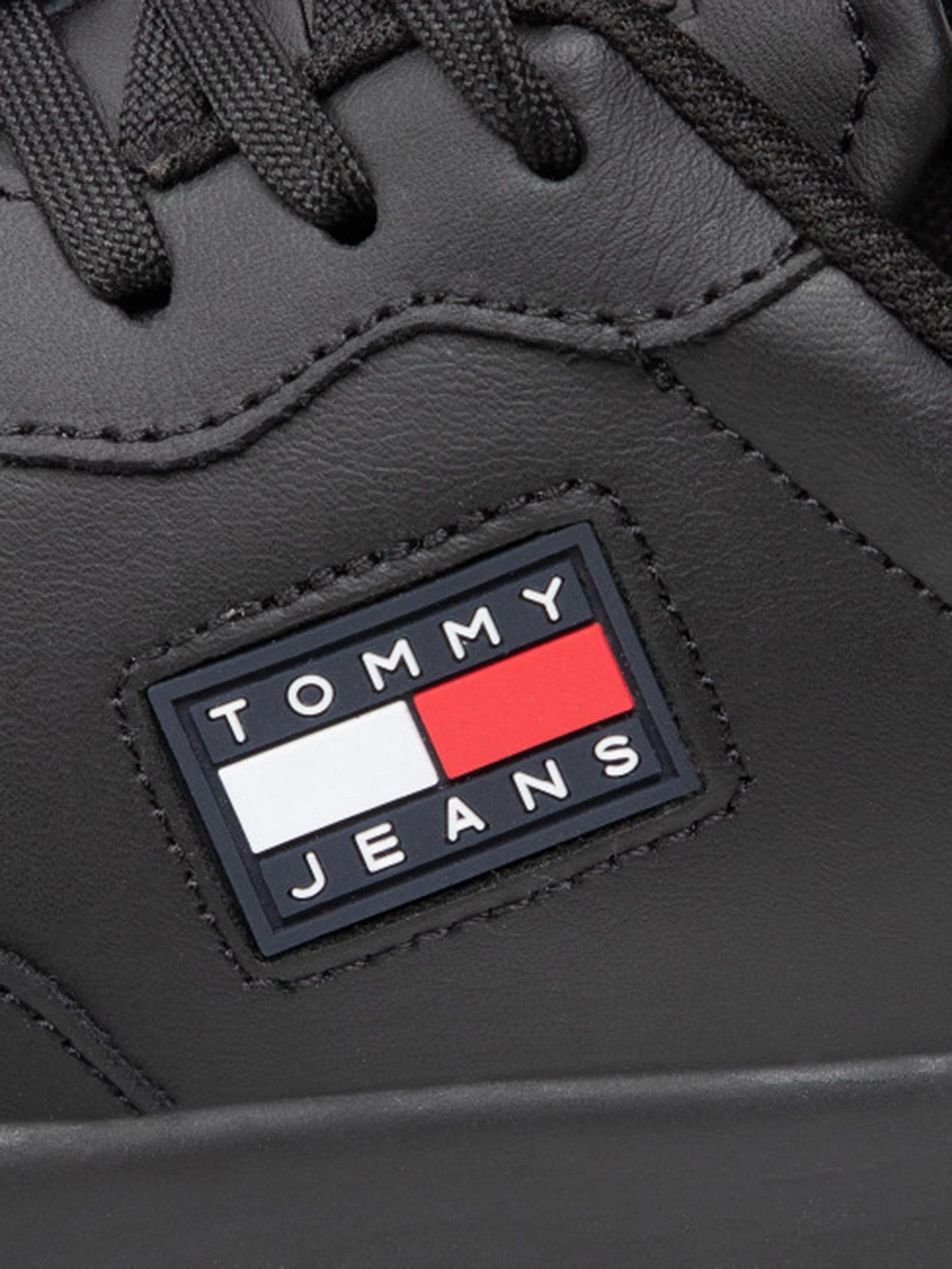 Кроссовки Tommy Hilfiger модель EM0EM00900-BDS Фото