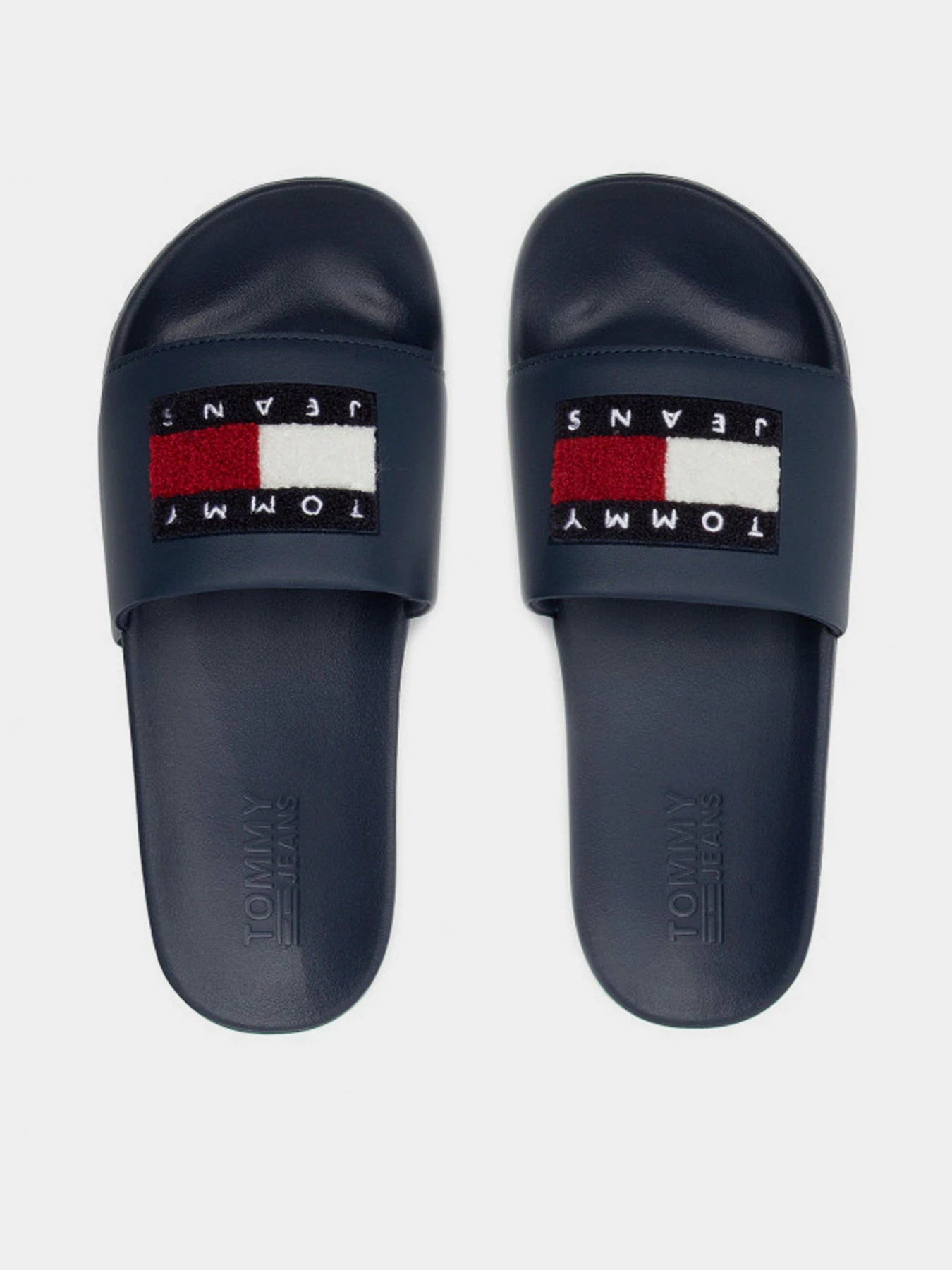Шлёпанцы Tommy Hilfiger модель EM0EM00870-C87 Шлёпанцы Tommy Hilfiger модель EM0EM00870-C87 Фото