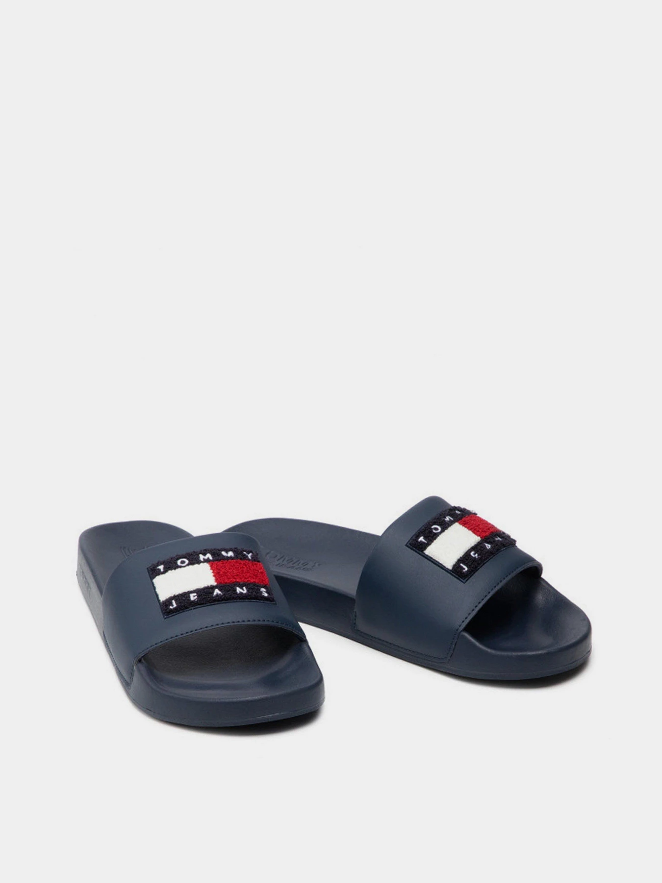 Шлёпанцы Tommy Hilfiger модель EM0EM00870-C87 Шлёпанцы Tommy Hilfiger модель EM0EM00870-C87 Фото