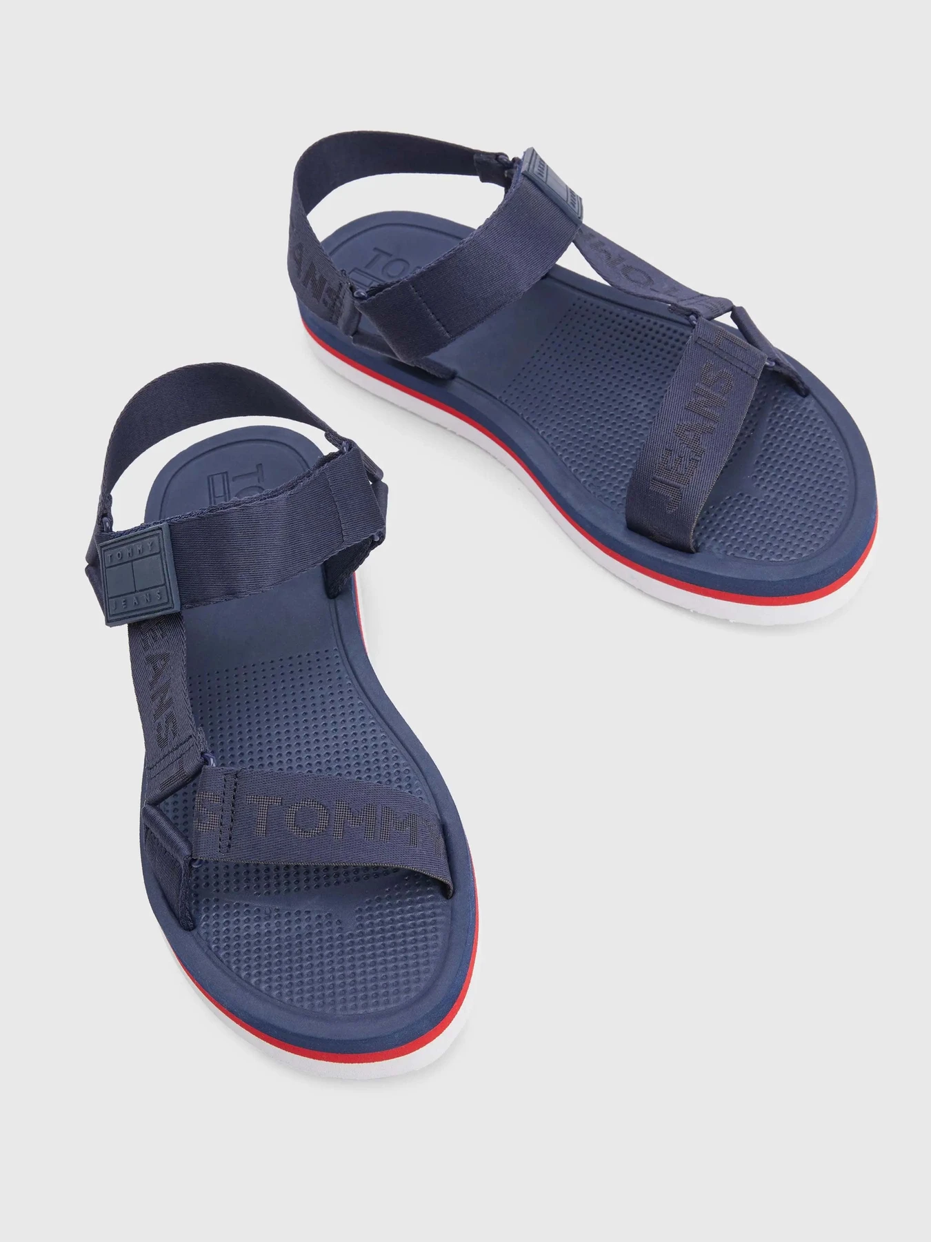 Сандалії Tommy Hilfiger модель EM0EM00976-0GY Сандалії Tommy Hilfiger модель EM0EM00976-0GY Фото