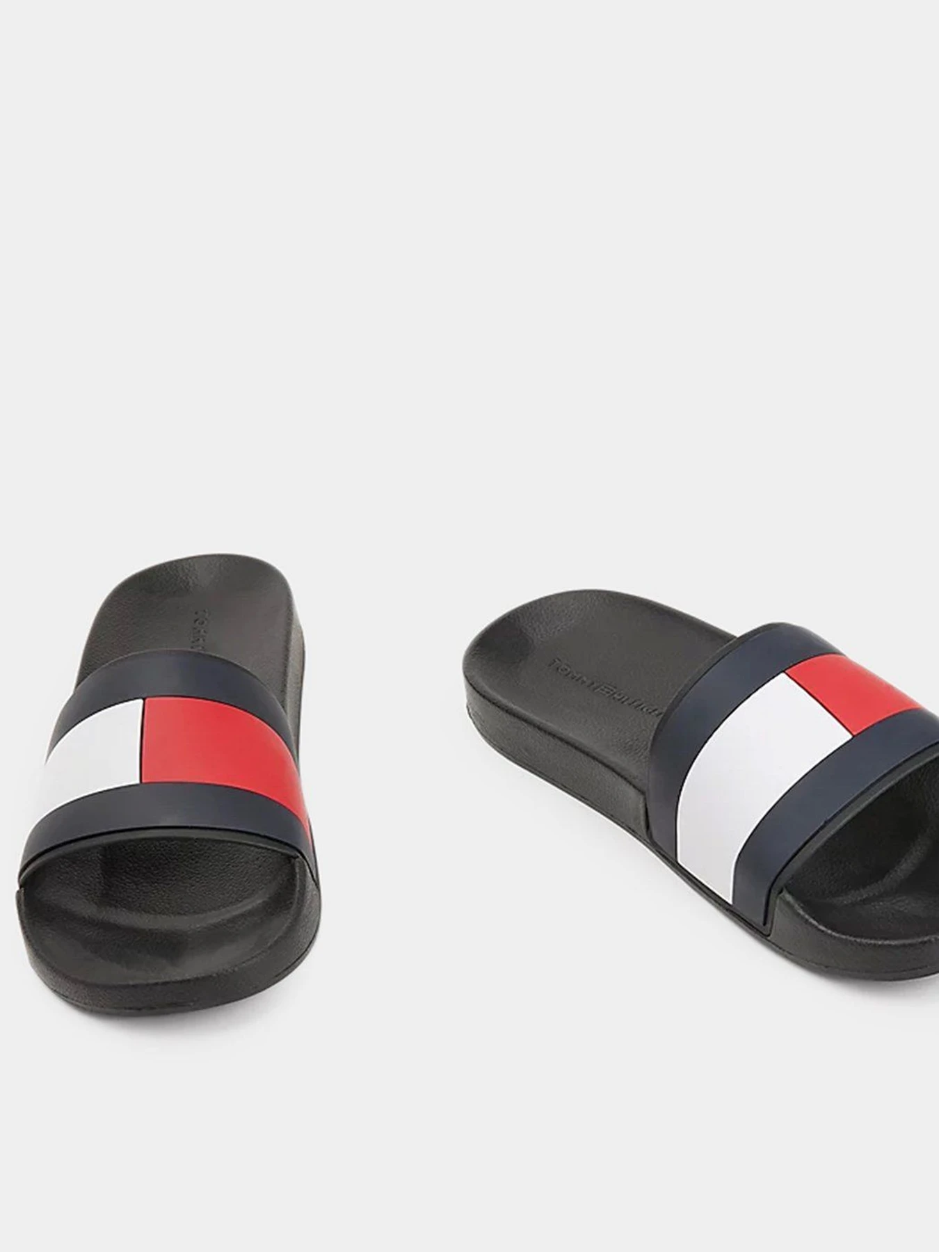 Шльопанці Tommy Hilfiger модель FM0FM04263-BDS Шльопанці Tommy Hilfiger модель FM0FM04263-BDS Фото