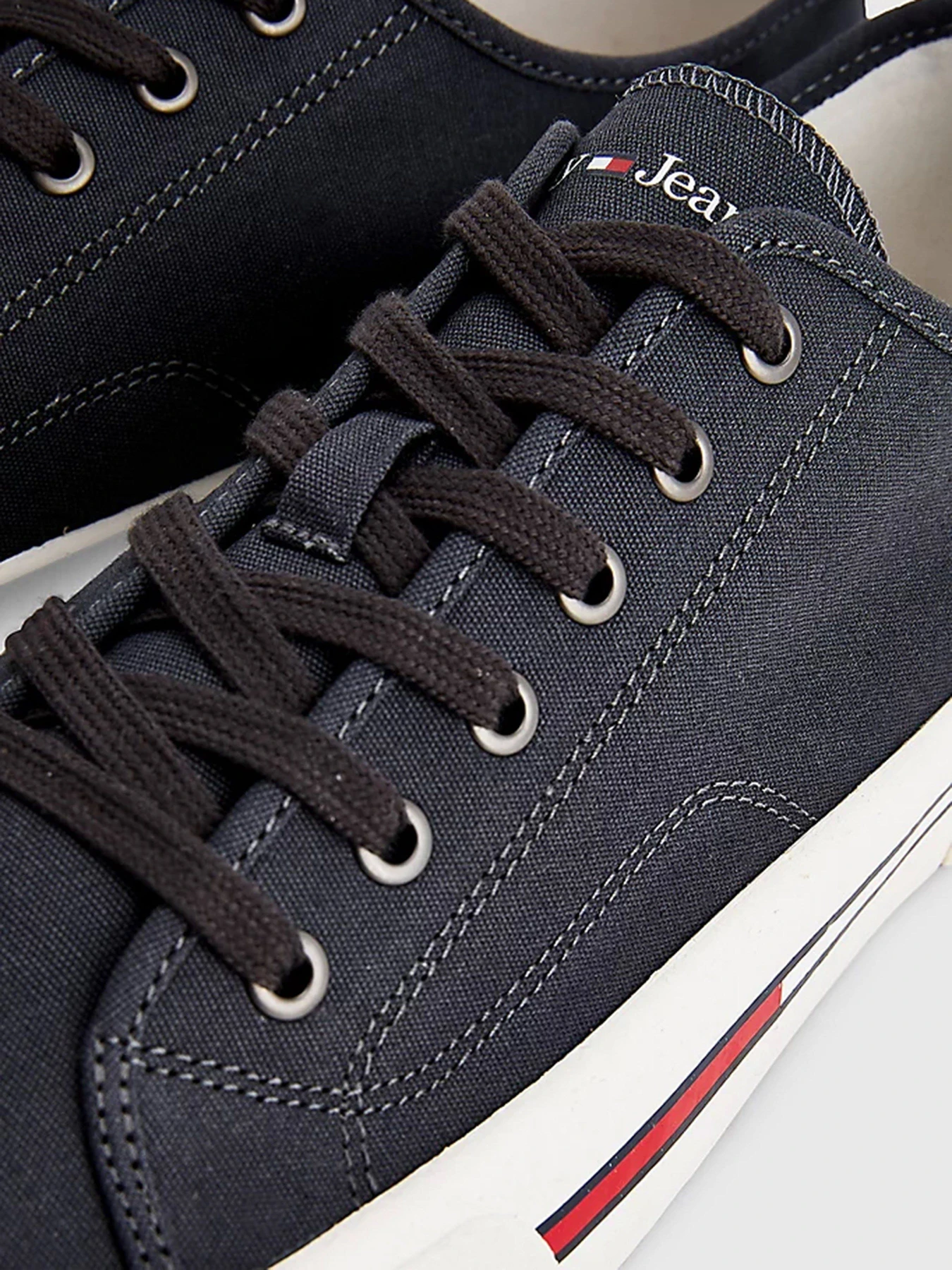 Кеды Tommy Hilfiger модель EM0EM01155-PUB Фото