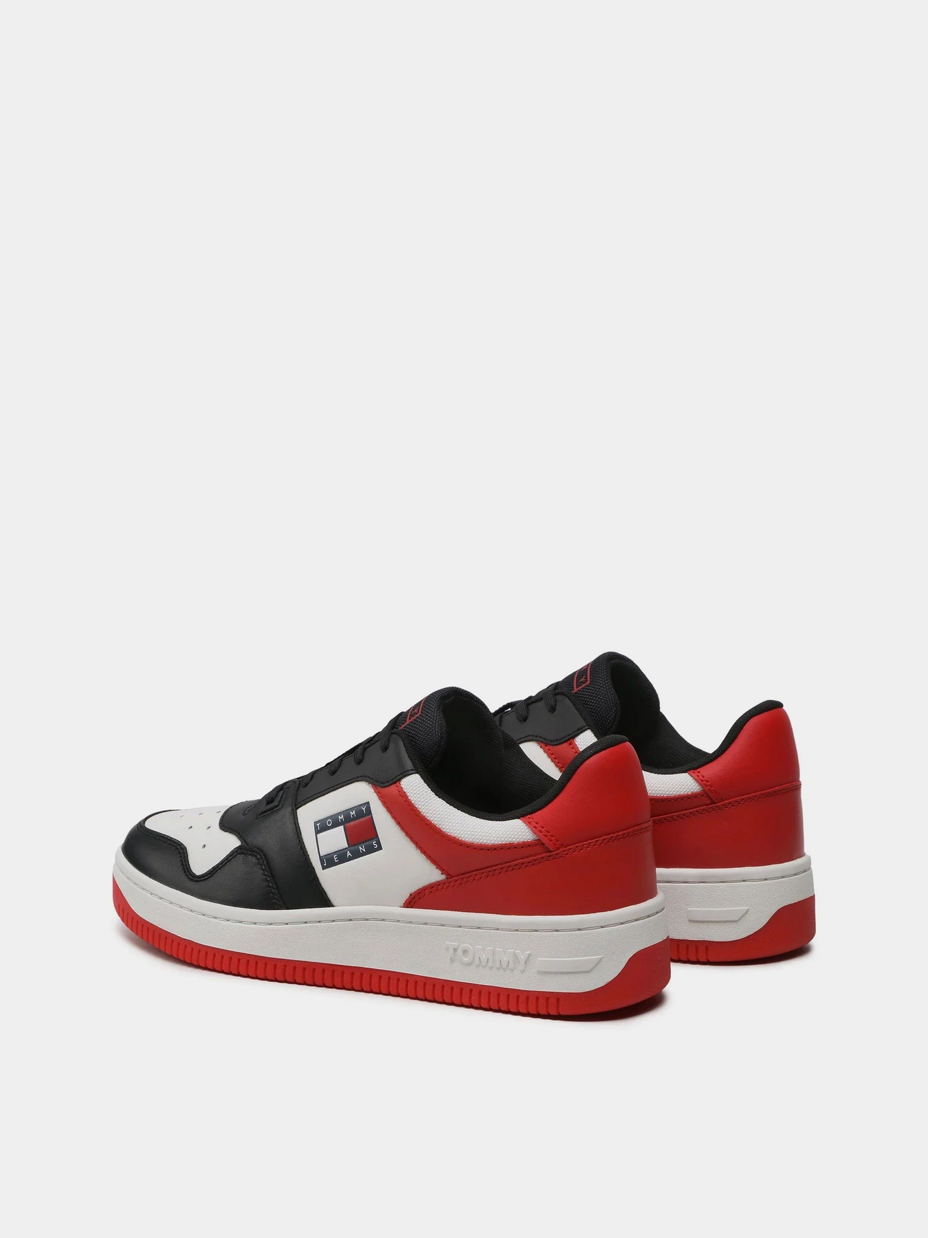 Кросівки Tommy Hilfiger модель EM0EM01162-XNL Кросівки Tommy Hilfiger модель EM0EM01162-XNL Фото