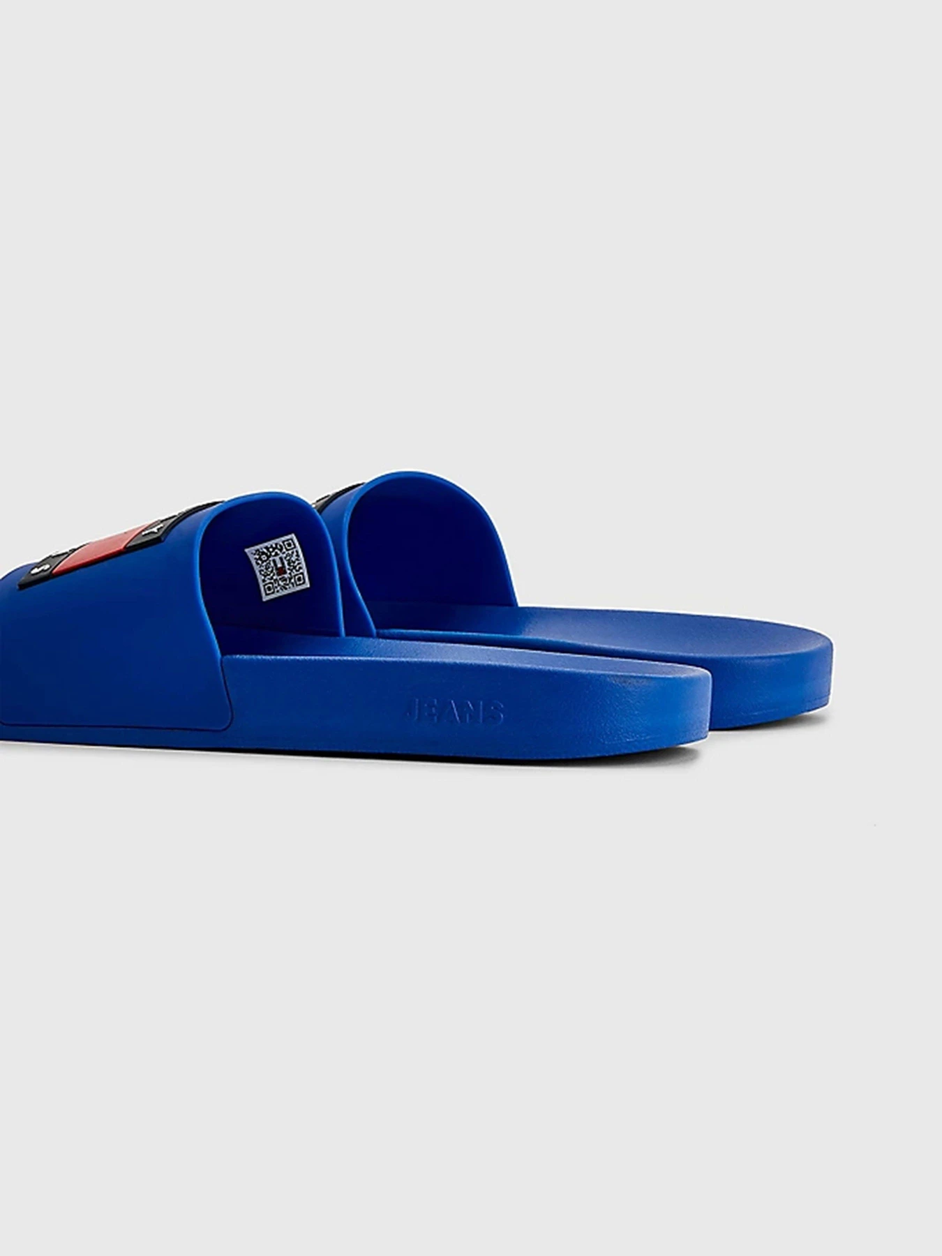 Шлёпанцы Tommy Hilfiger модель EM0EM01191-C66 Шлёпанцы Tommy Hilfiger модель EM0EM01191-C66 Фото