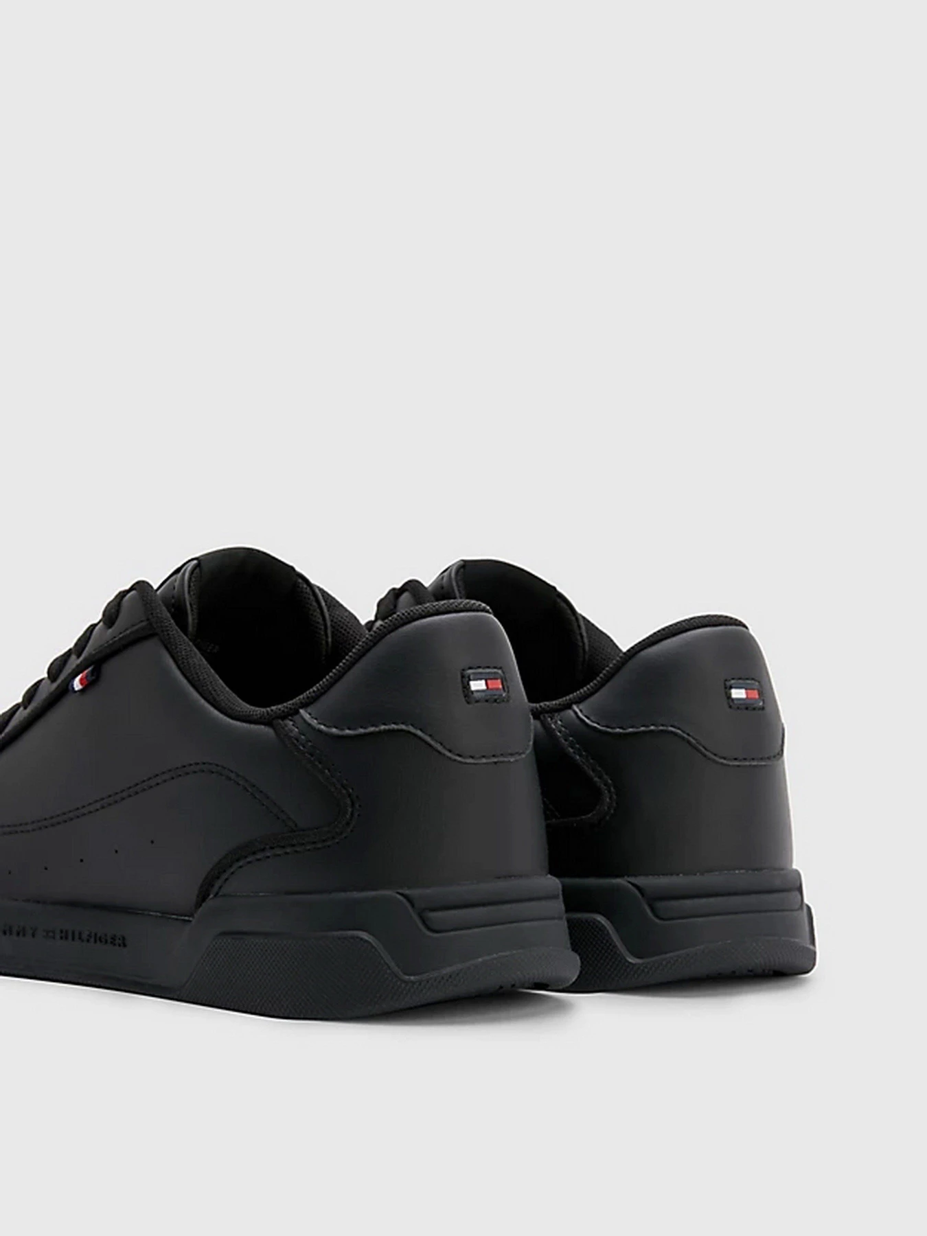 Кросівки Tommy Hilfiger модель FM0FM04429-BDS Кросівки Tommy Hilfiger модель FM0FM04429-BDS Фото