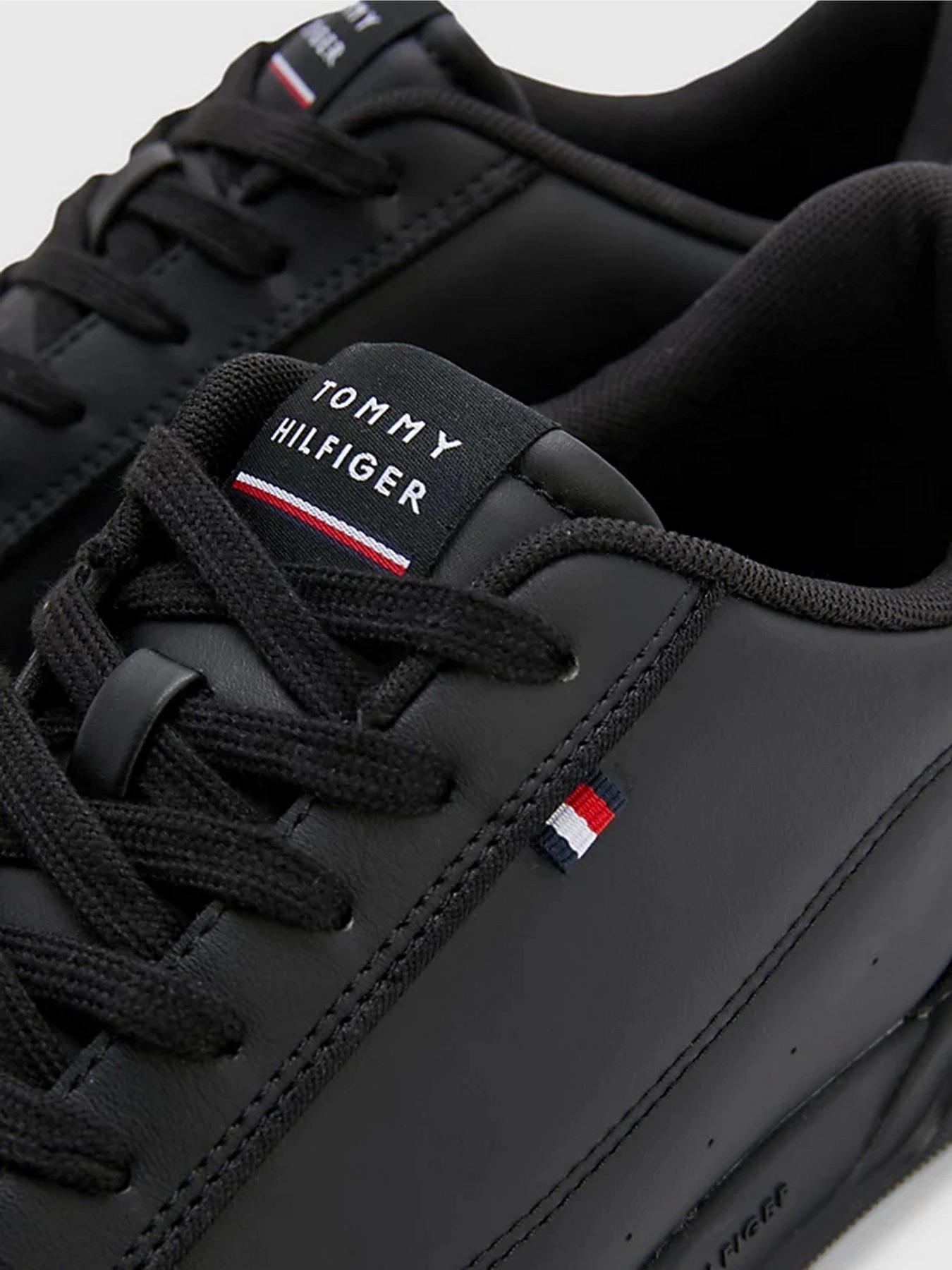 Кросівки Tommy Hilfiger модель FM0FM04429-BDS Кросівки Tommy Hilfiger модель FM0FM04429-BDS Фото