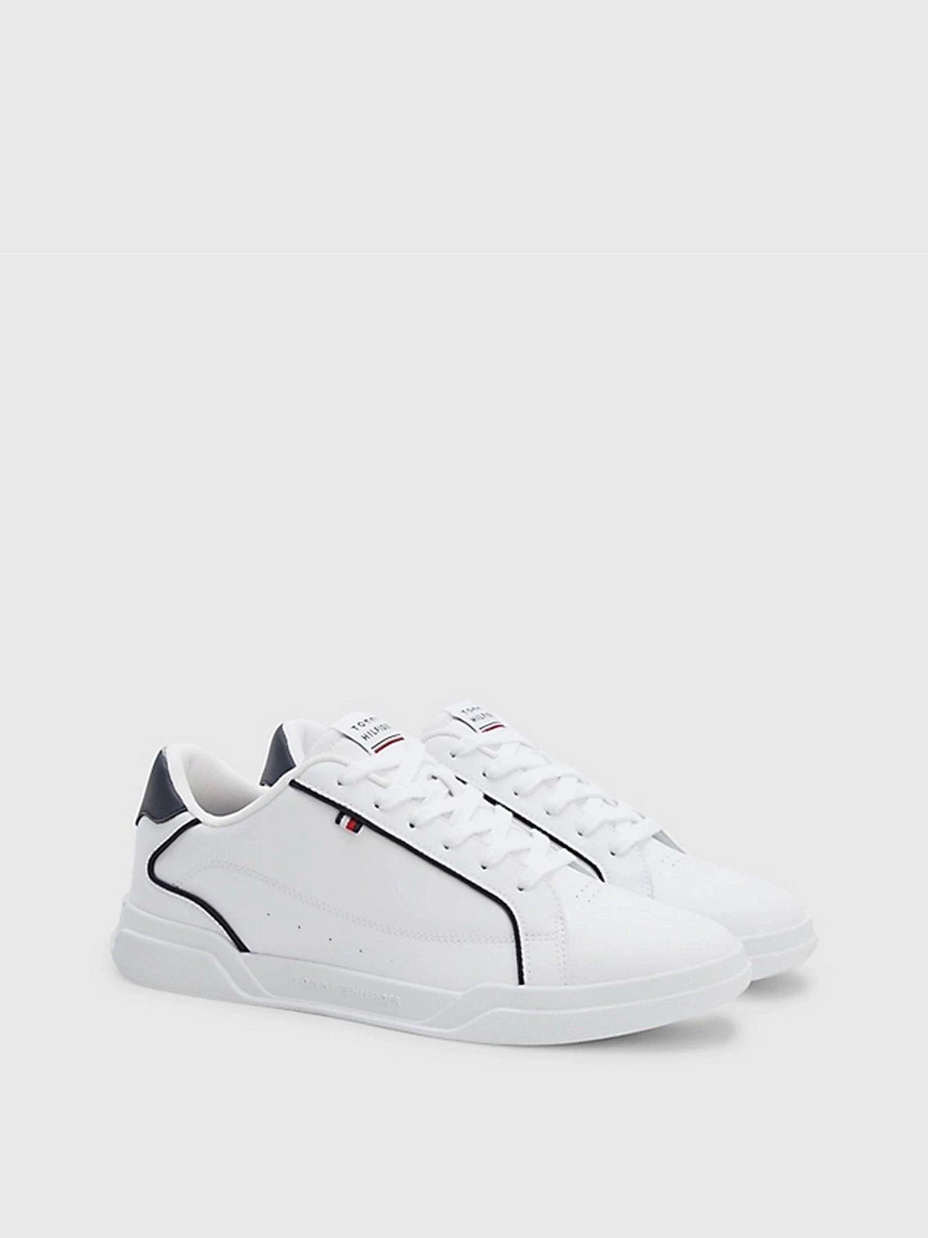 Кроссовки Tommy Hilfiger модель FM0FM04429-YBS Кроссовки Tommy Hilfiger модель FM0FM04429-YBS Фото