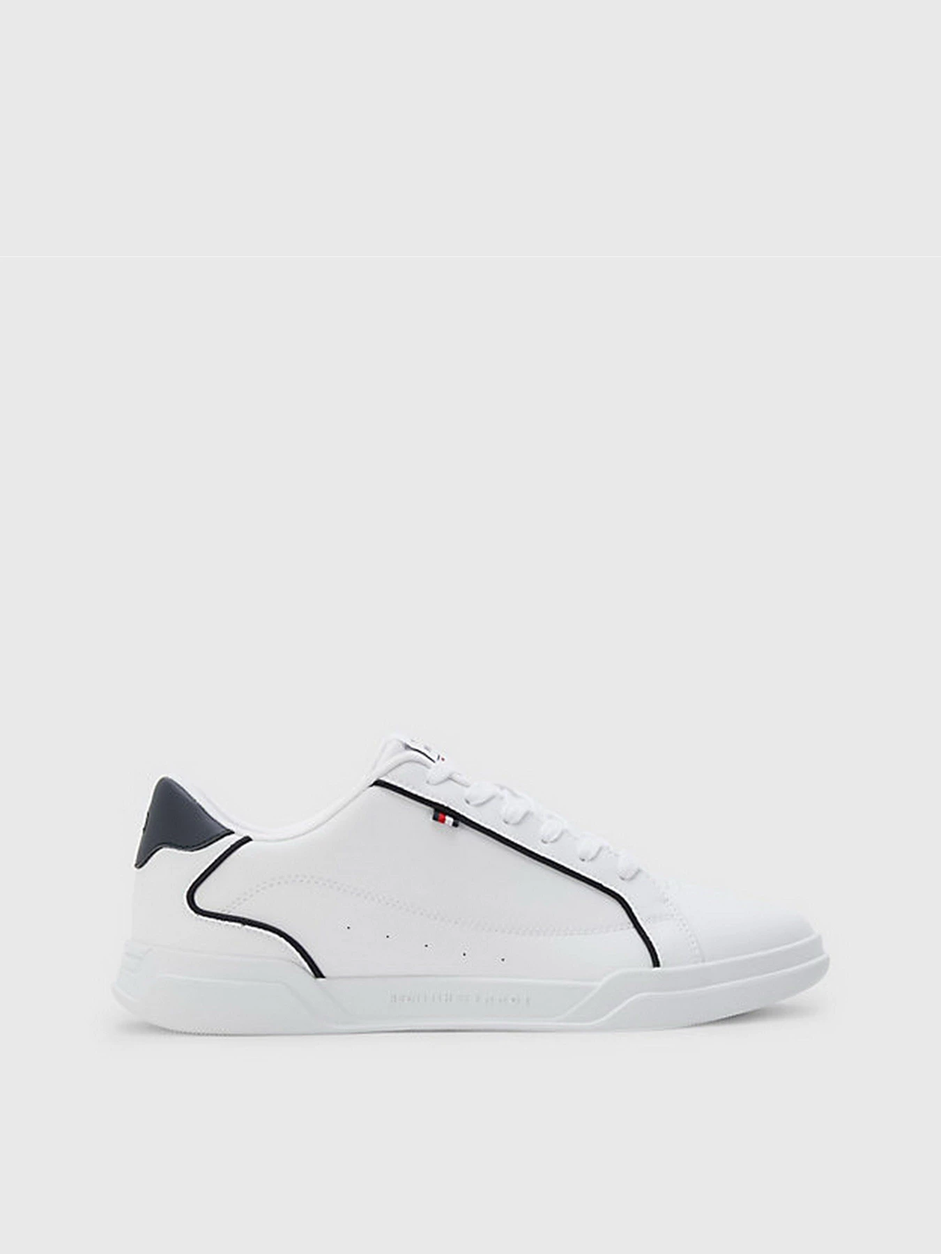 Кроссовки Tommy Hilfiger модель FM0FM04429-YBS Кроссовки Tommy Hilfiger модель FM0FM04429-YBS Фото