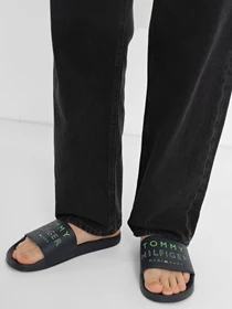 Шльопанці Tommy Hilfiger модель FM0FM04463-DW5 Фото