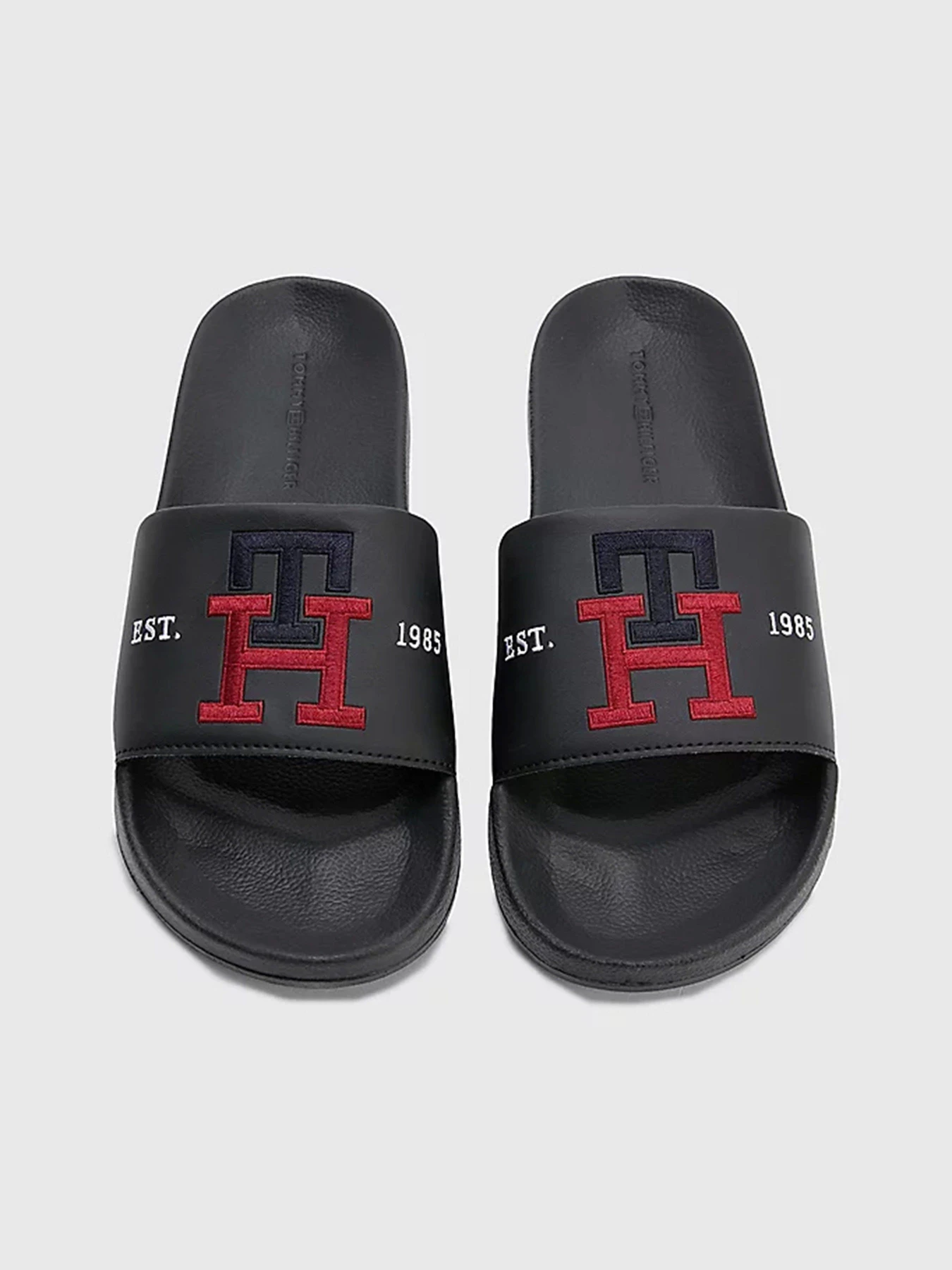 Шльопанці Tommy Hilfiger модель FM0FM04465-BDS Шльопанці Tommy Hilfiger модель FM0FM04465-BDS Фото