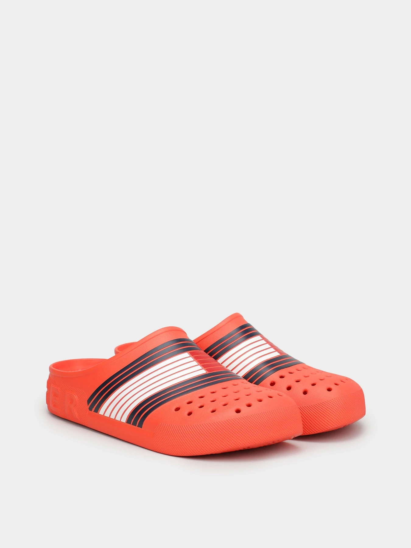 Шлёпанцы Tommy Hilfiger модель FM0FM04467-SNX Шлёпанцы Tommy Hilfiger модель FM0FM04467-SNX Фото