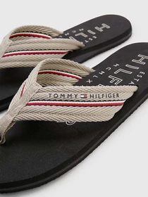 Шлёпанцы Tommy Hilfiger модель FM0FM04471-AEP Фото