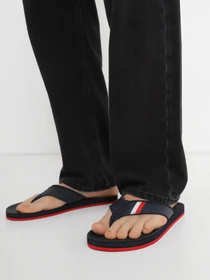 Шльопанці Tommy Hilfiger модель FM0FM04473-DW5 Фото
