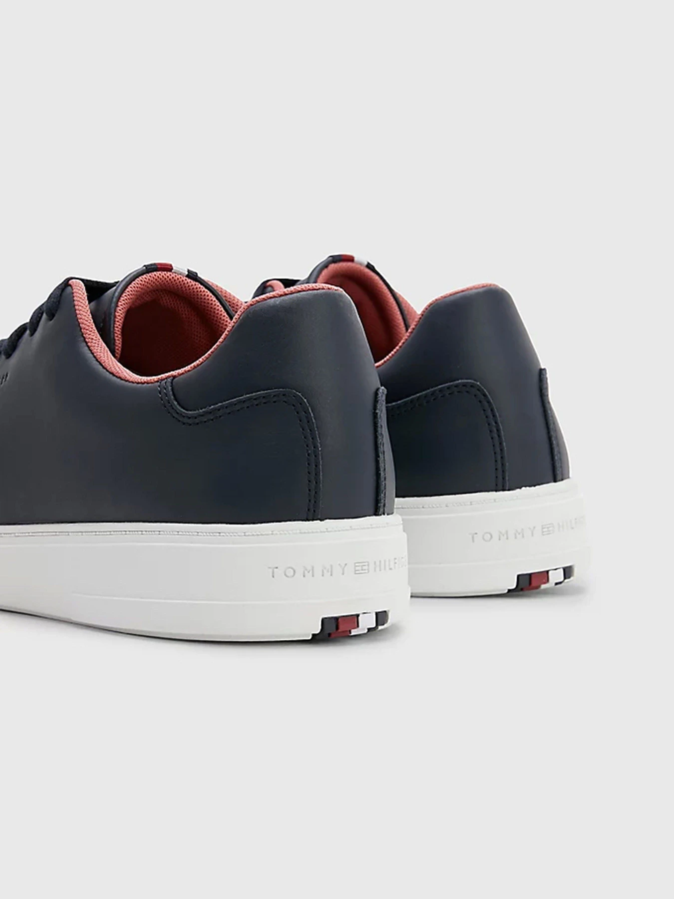 Кеды Tommy Hilfiger модель FM0FM04487-DW5 Фото