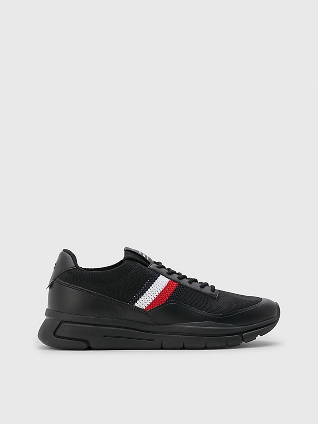 Кроссовки Tommy Hilfiger модель FM0FM04502-BDS Кроссовки Tommy Hilfiger модель FM0FM04502-BDS Фото