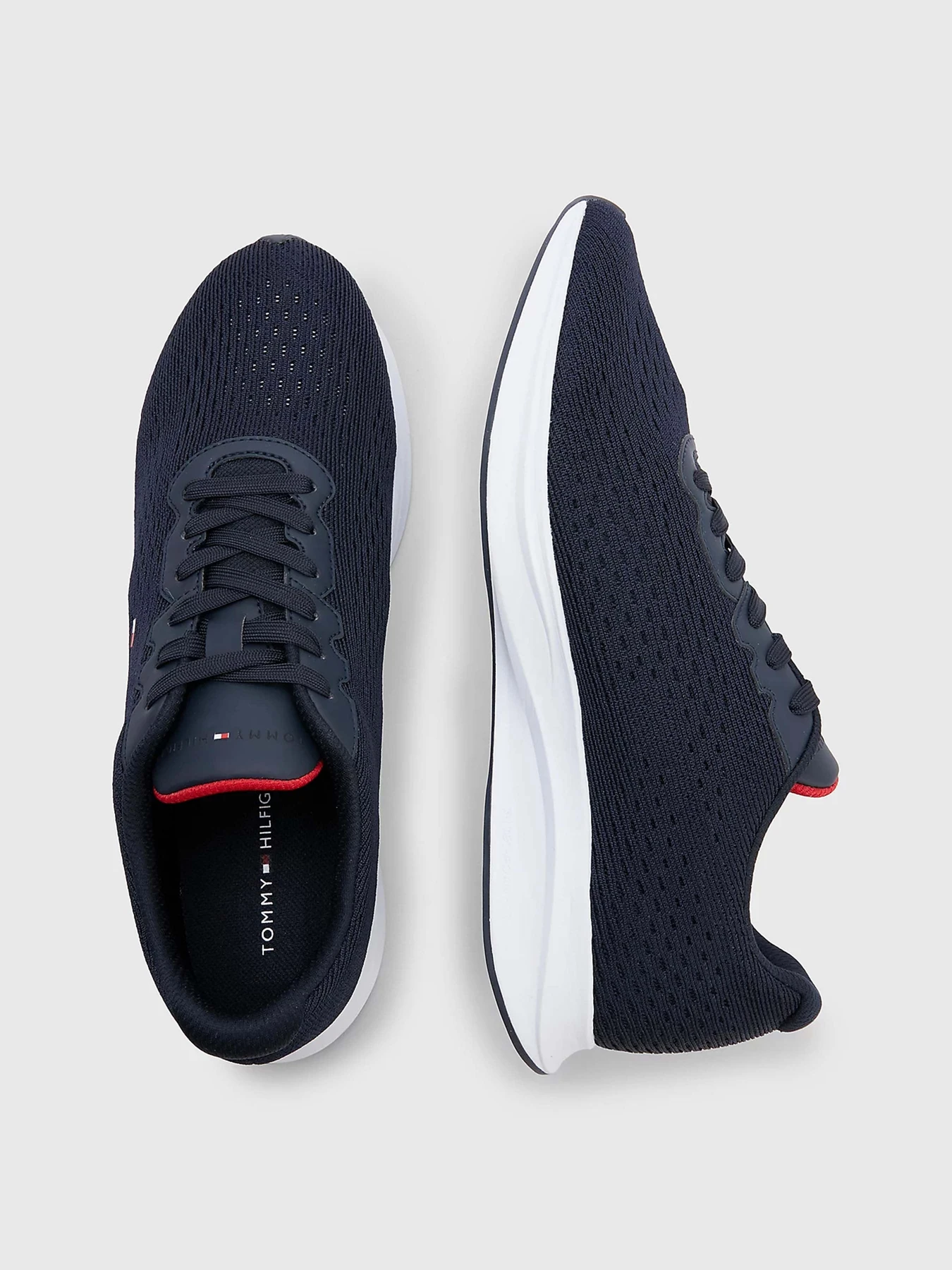 Кроссовки Tommy Hilfiger модель FM0FM04563-DW5 Кроссовки Tommy Hilfiger модель FM0FM04563-DW5 Фото