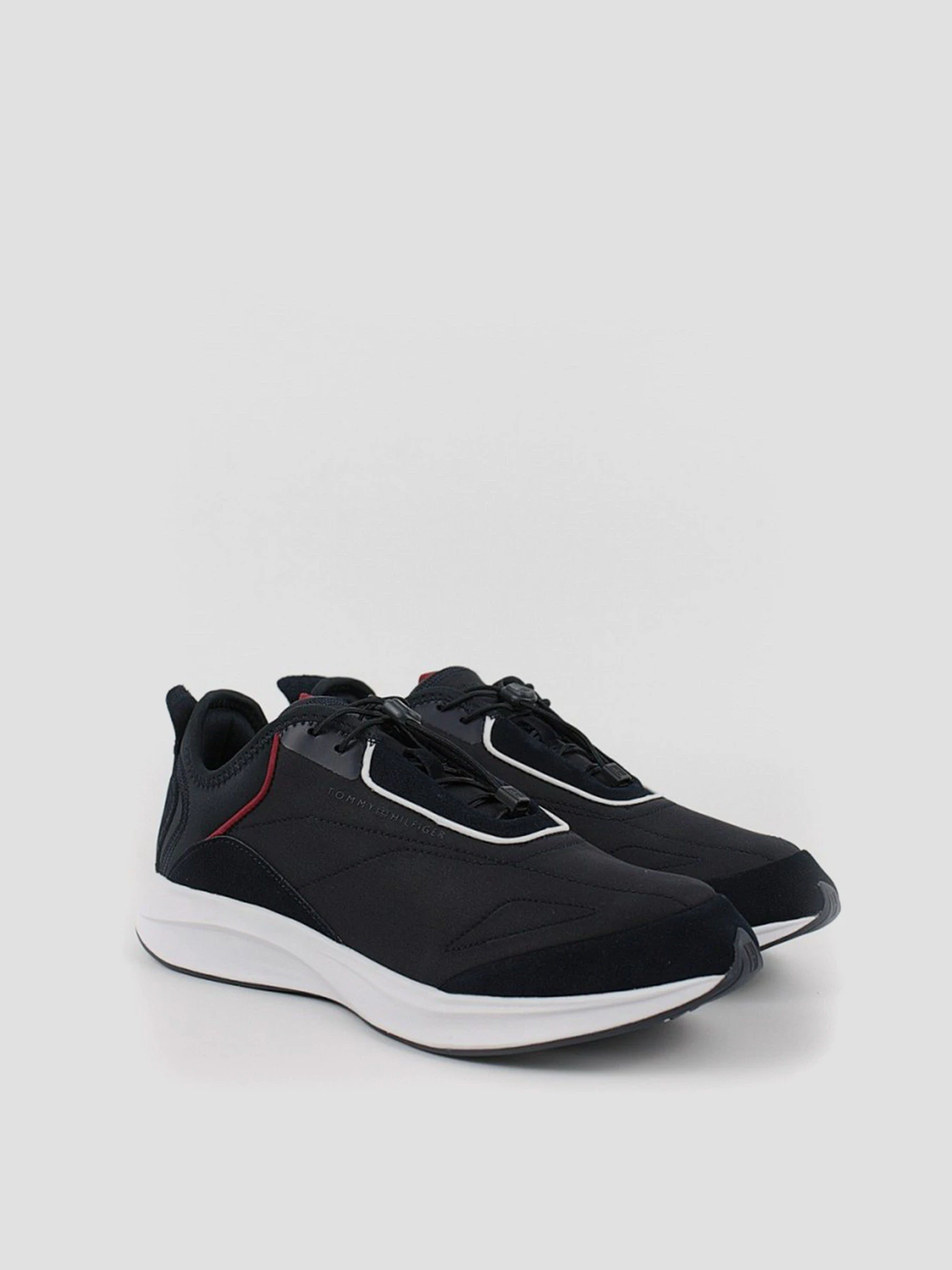 Кроссовки Tommy Hilfiger модель FM0FM04564-DW5 Кроссовки Tommy Hilfiger модель FM0FM04564-DW5 Фото