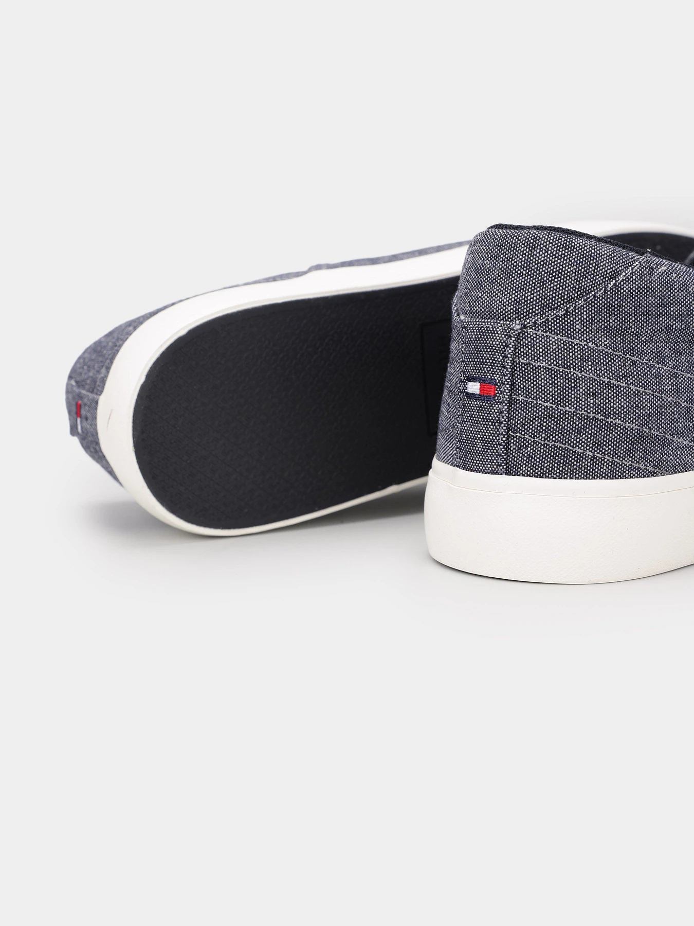 Слипоны и мокасины Tommy Hilfiger модель FM0FM04734-DW5 Фото