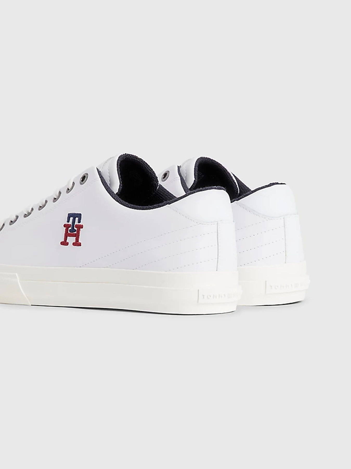 Кеди Tommy Hilfiger модель FM0FM04740-YBS Кеди Tommy Hilfiger модель FM0FM04740-YBS Фото