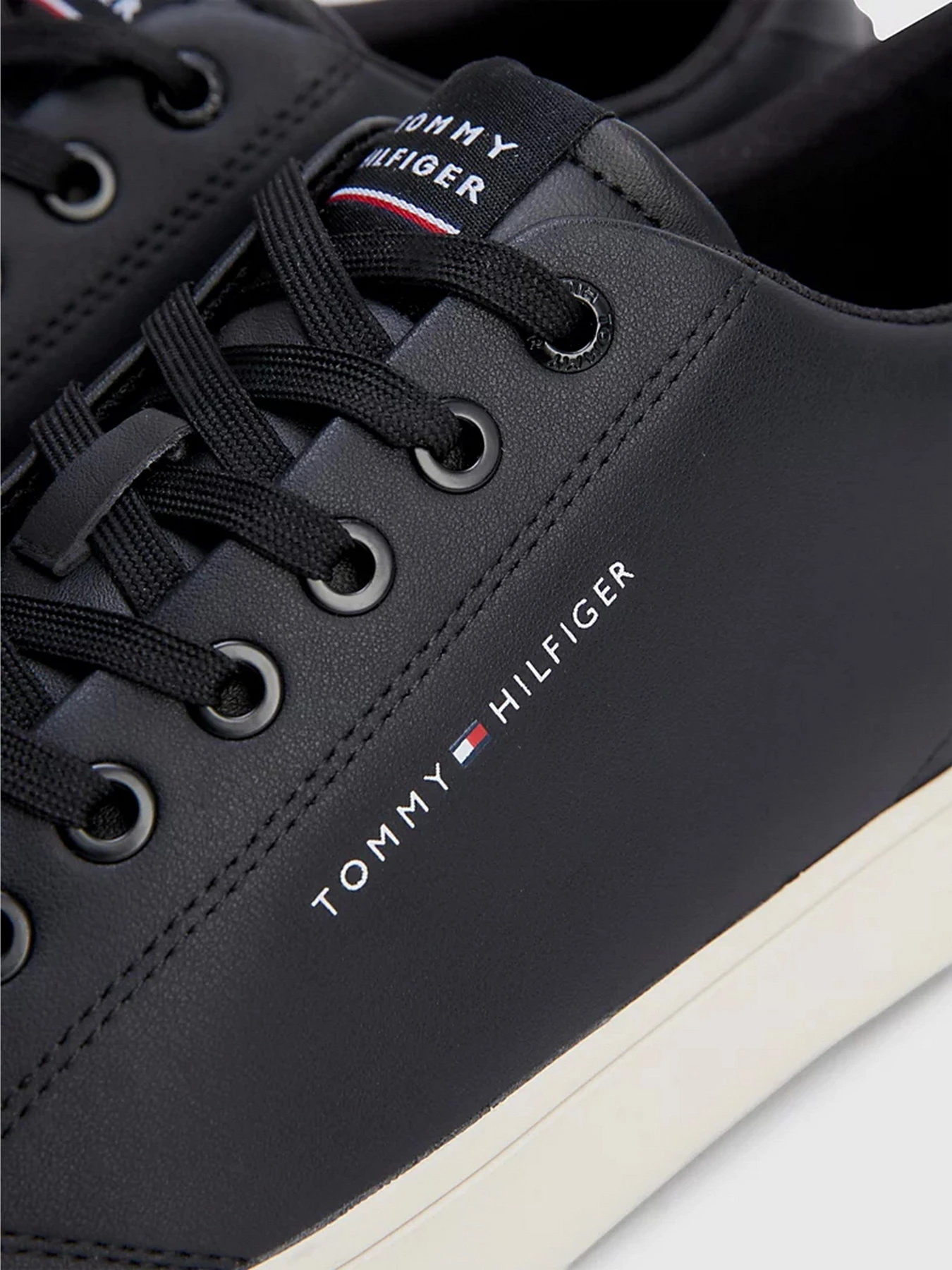 Кеды Tommy Hilfiger LOGO LACE-UP модель FM0FM04687-BDS Фото