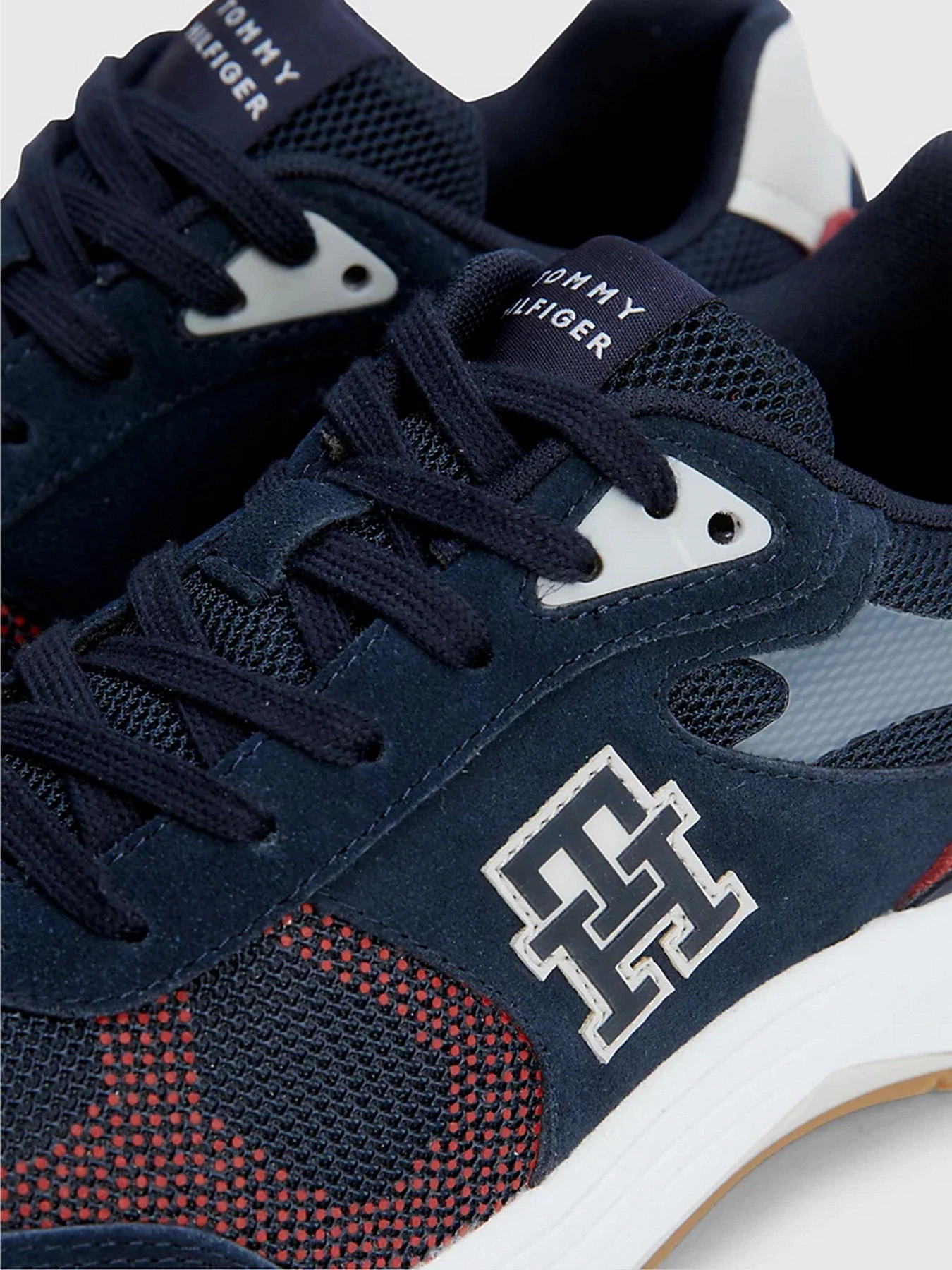 Кроссовки Tommy Hilfiger TH MODERN PREP MONOGRAM RUNNER модель FM0FM04629-DW5 Кроссовки Tommy Hilfiger TH MODERN PREP MONOGRAM RUNNER модель FM0FM04629-DW5 Фото