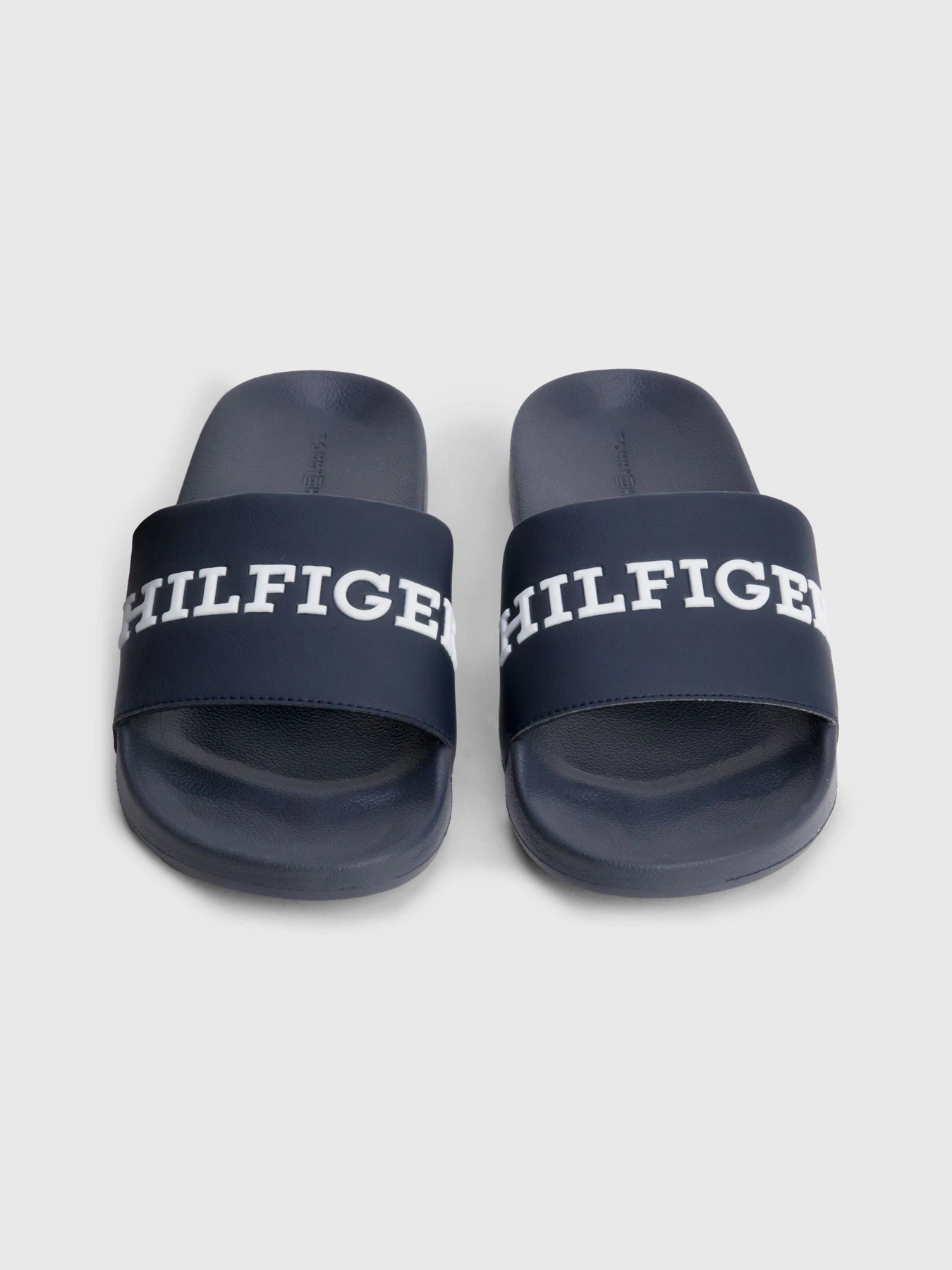 Шлёпанцы Tommy Hilfiger 3D TONAL LOGO модель FM0FM04612-DW5 Шлёпанцы Tommy Hilfiger 3D TONAL LOGO модель FM0FM04612-DW5 Фото