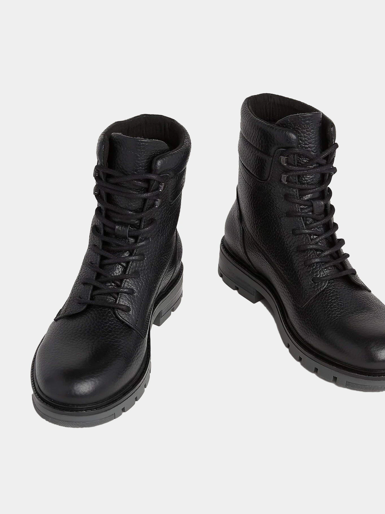Ботинки и сапоги Tommy Hilfiger Warm Lined Leather Mid Boots модель FM0FM04802-BDS Фото