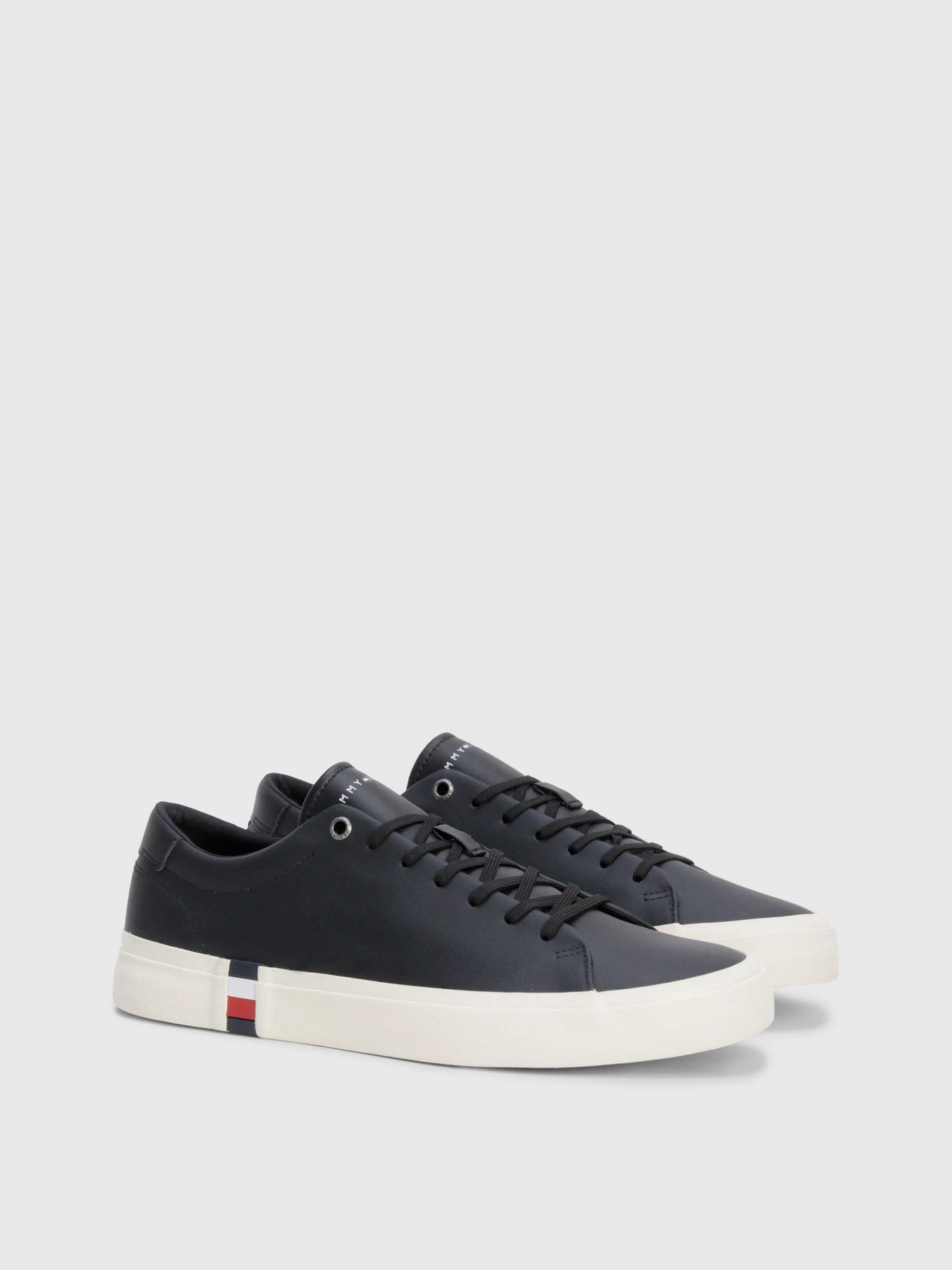 Кеды Tommy Hilfiger SIGNATURE модель FM0FM04589-BDS Кеды Tommy Hilfiger SIGNATURE модель FM0FM04589-BDS Фото