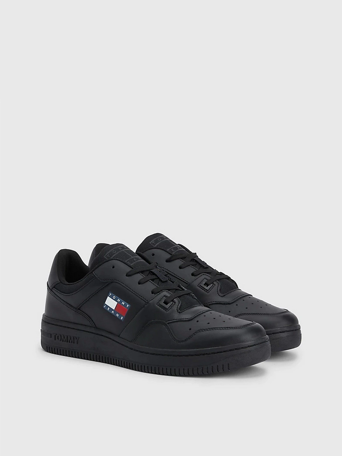 Кроссовки Tommy Hilfiger модель EM0EM00955-0GK Кроссовки Tommy Hilfiger модель EM0EM00955-0GK Фото
