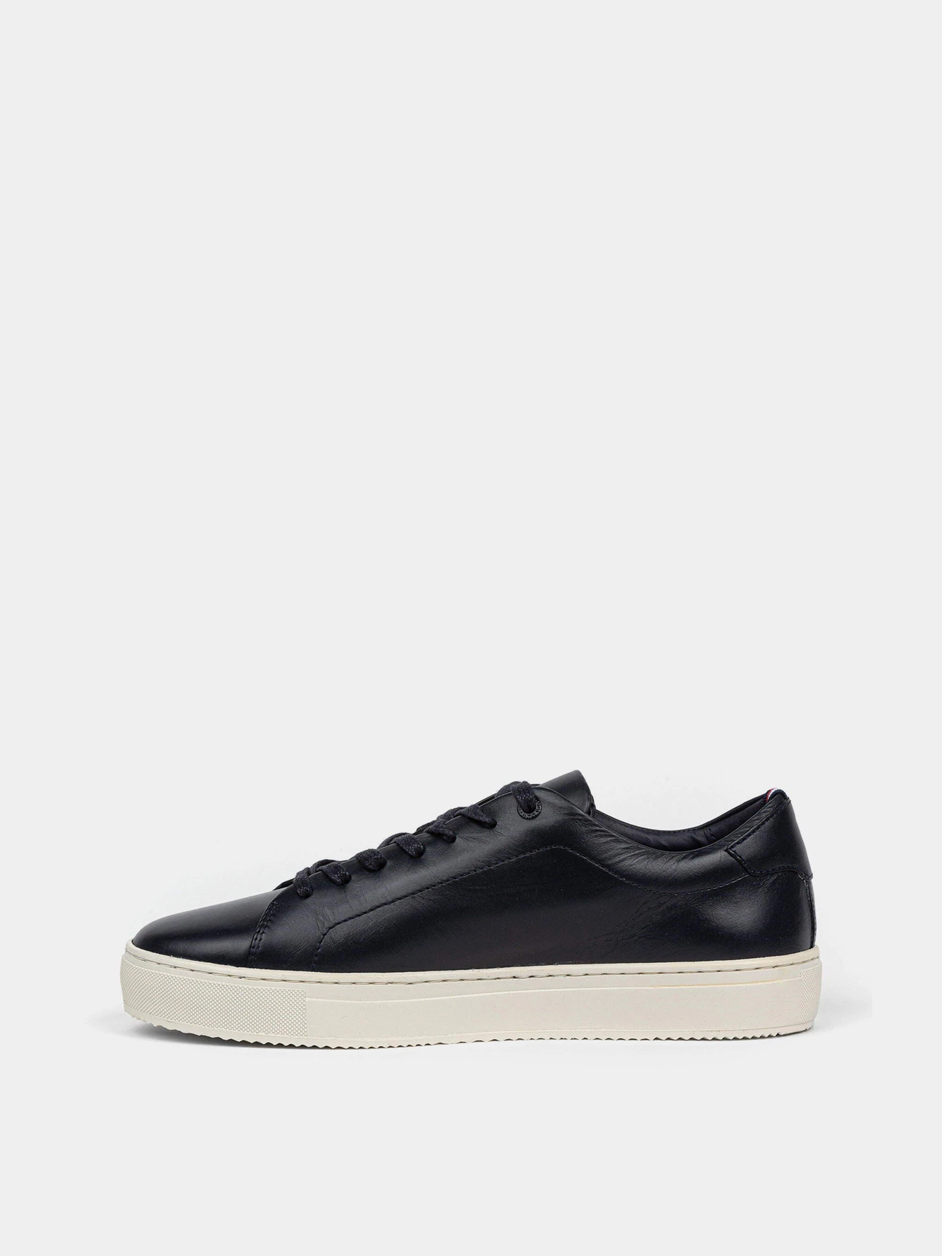 Кеды Tommy Hilfiger Premium Heritage Leather Cupsole Trainers модель FM0FM04851-DW5 Кеды Tommy Hilfiger Premium Heritage Leather Cupsole Trainers модель FM0FM04851-DW5 Фото