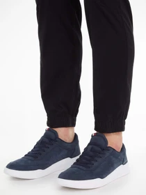 Кроссовки Tommy Hilfiger Elevated Nubuck Leather Cupsole Trainers модель FM0FM04933-DW5 Фото