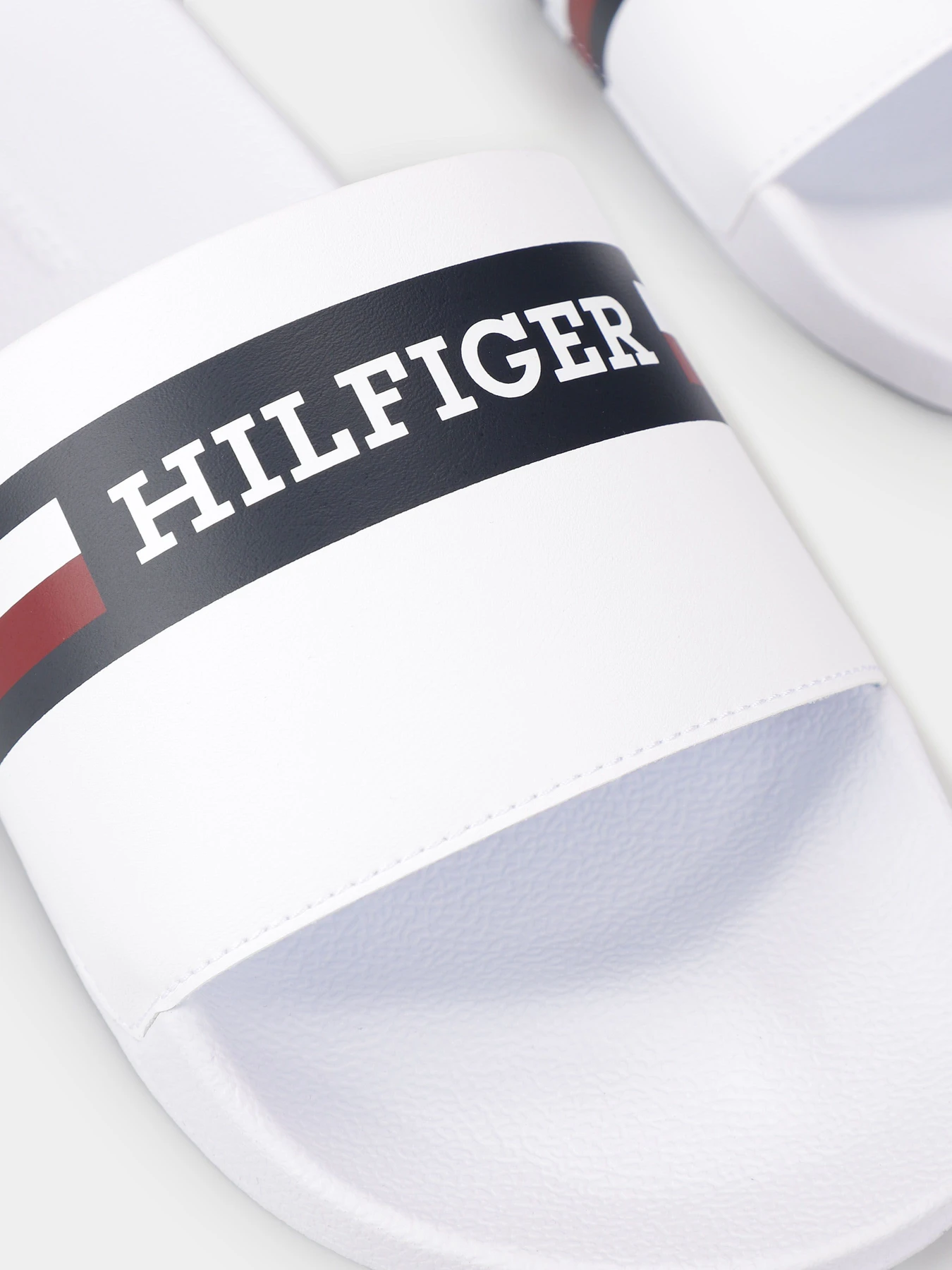 Шльопанці Tommy Hilfiger модель FM0FM04911-YBS Шльопанці Tommy Hilfiger модель FM0FM04911-YBS Фото