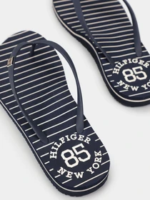 Шлёпанцы Tommy Hilfiger модель FW0FW07823-DW6 Фото
