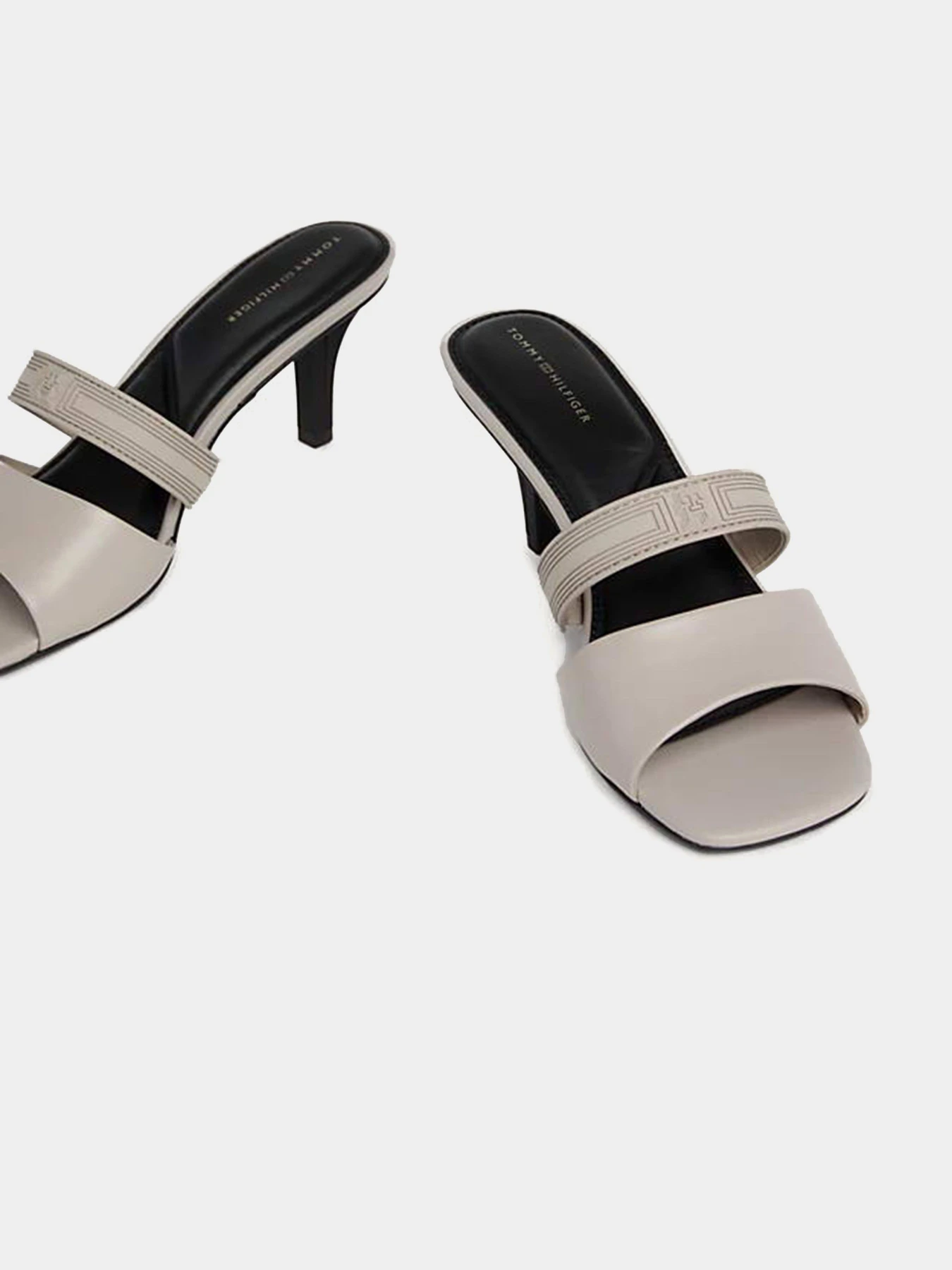 Шльопанці Tommy Hilfiger модель FW0FW07640-PKB Шльопанці Tommy Hilfiger модель FW0FW07640-PKB Фото