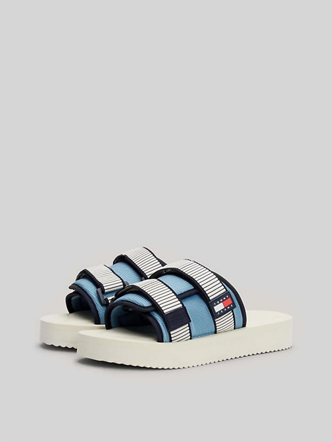 Шльопанці Tommy Hilfiger модель EM0EM01389-CZC Шльопанці Tommy Hilfiger модель EM0EM01389-CZC Фото
