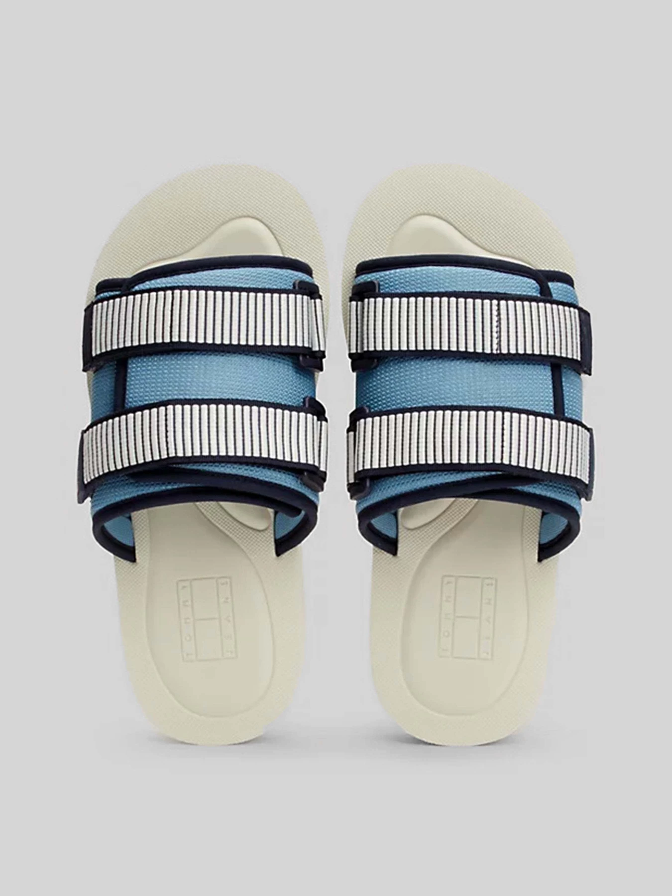 Шльопанці Tommy Hilfiger модель EM0EM01389-CZC Шльопанці Tommy Hilfiger модель EM0EM01389-CZC Фото